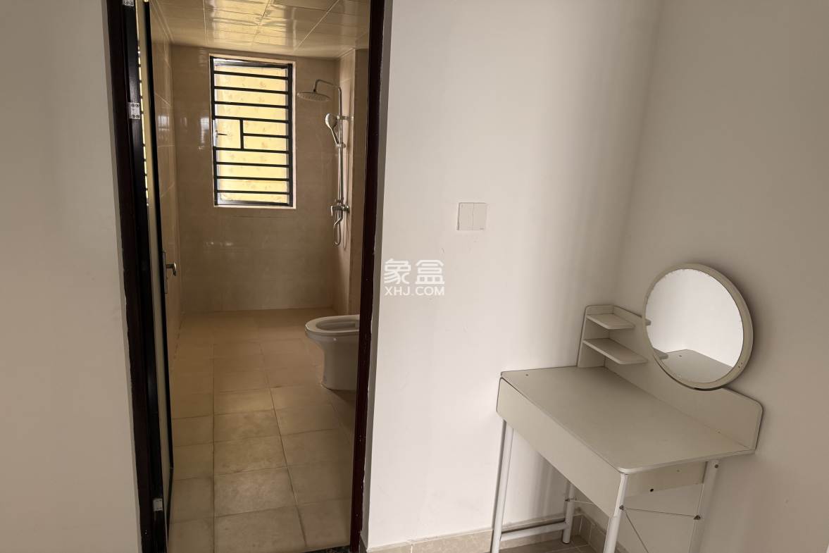 龙昆雅苑(中交·龙昆雅苑) 4室2厅2卫 3500.0元/月 龙昆雅苑(中交·龙昆雅苑) 4室2厅2卫 3500.0元/月室内图