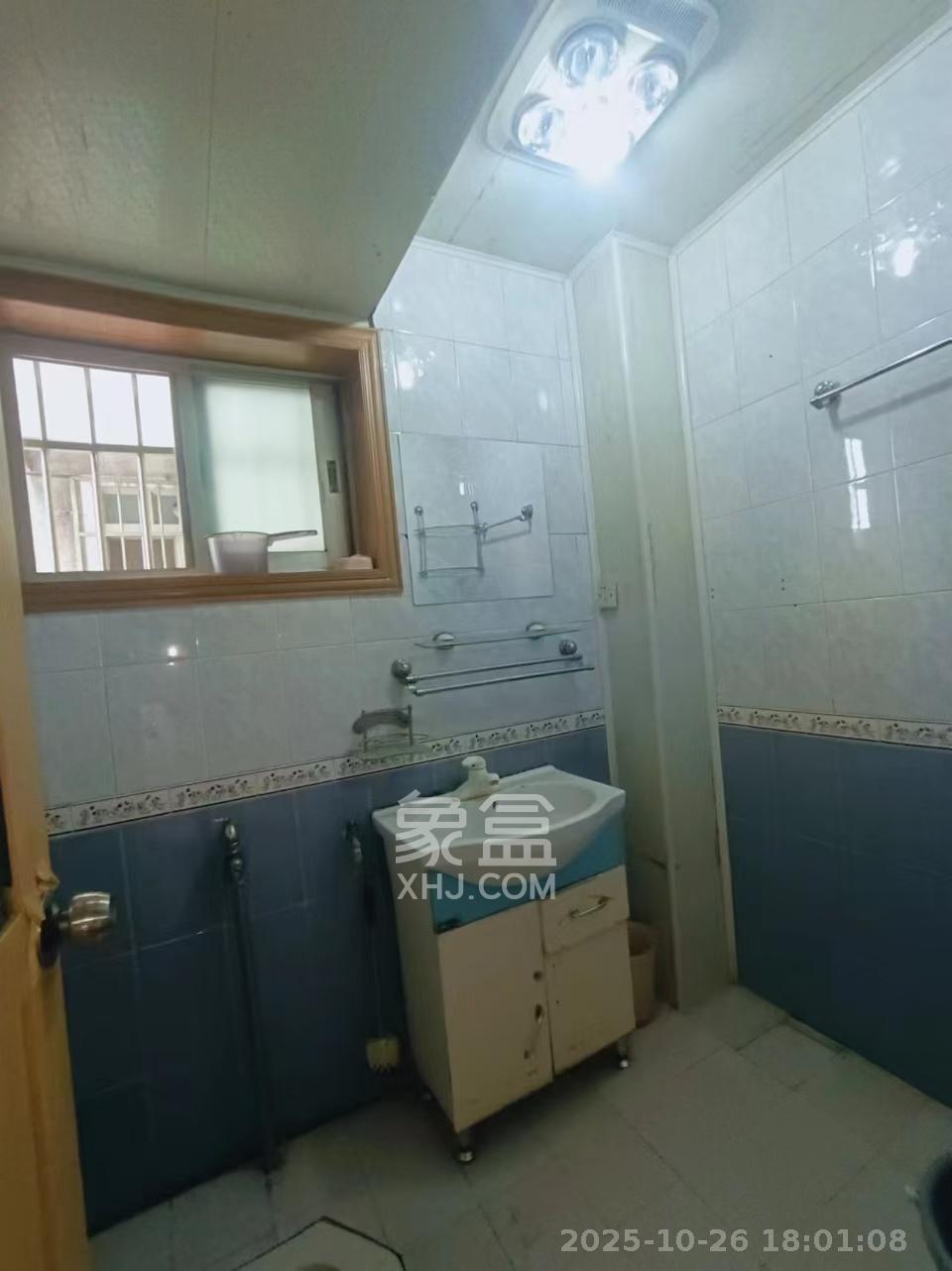 司法厅宿舍  3室2厅1卫    2200.0元/月室内图