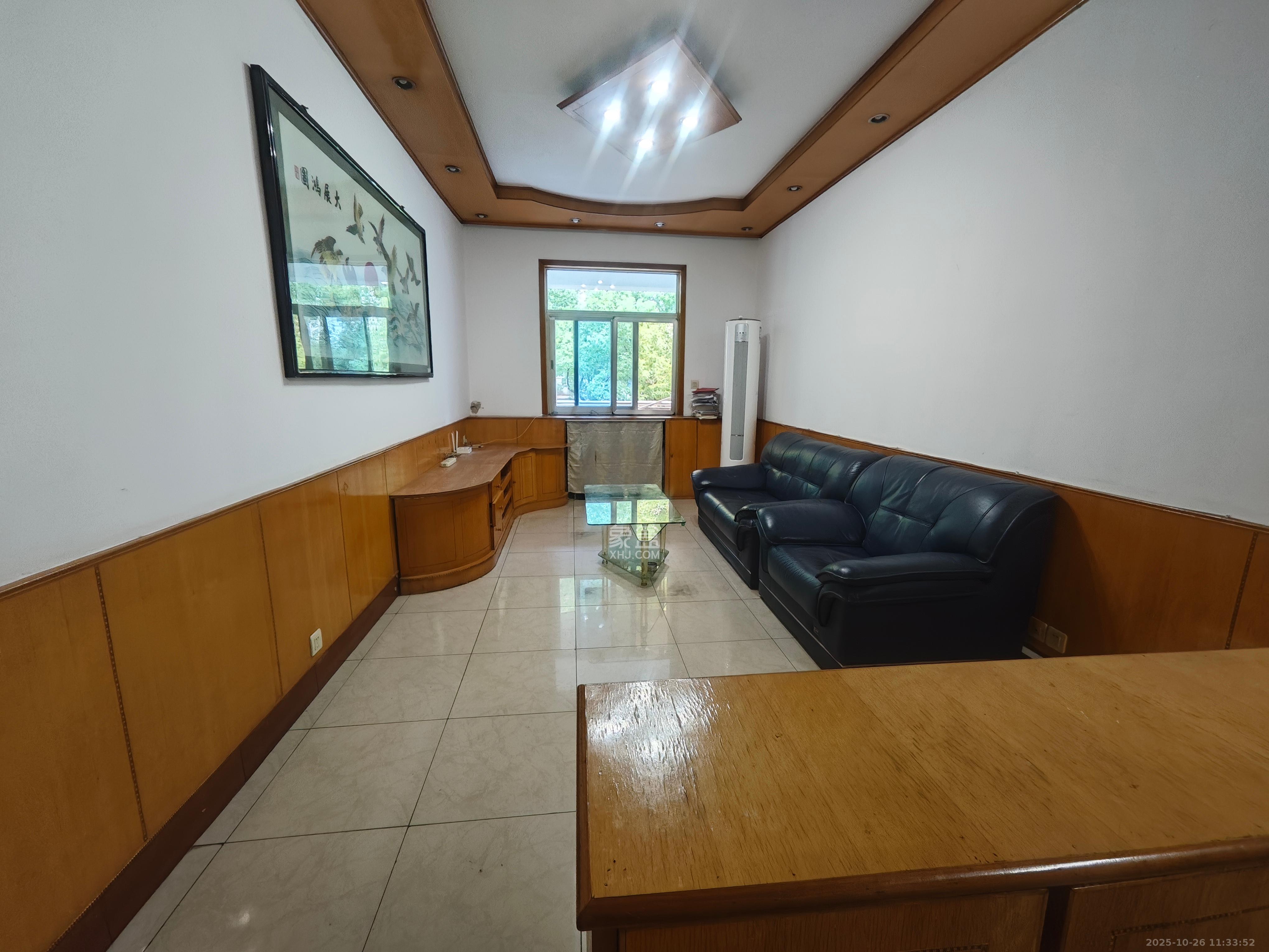 省政府机关二院  2室1厅1卫    2500.0元/月