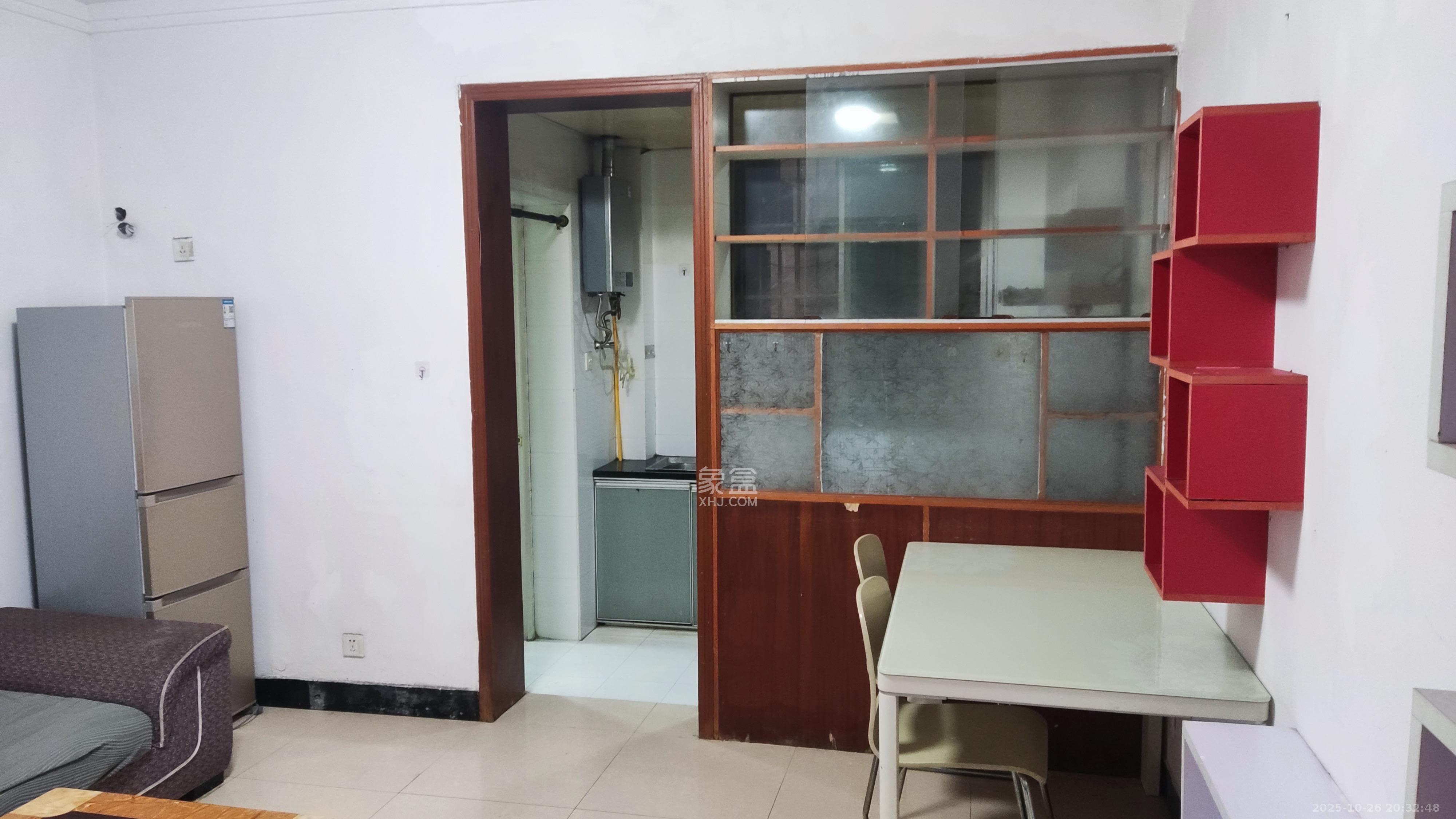 茶叶大市场“山水茗园”  2室2厅1卫    1200.0元/月 茶叶大市场“山水茗园”  2室2厅1卫    1200.0元/月室内图