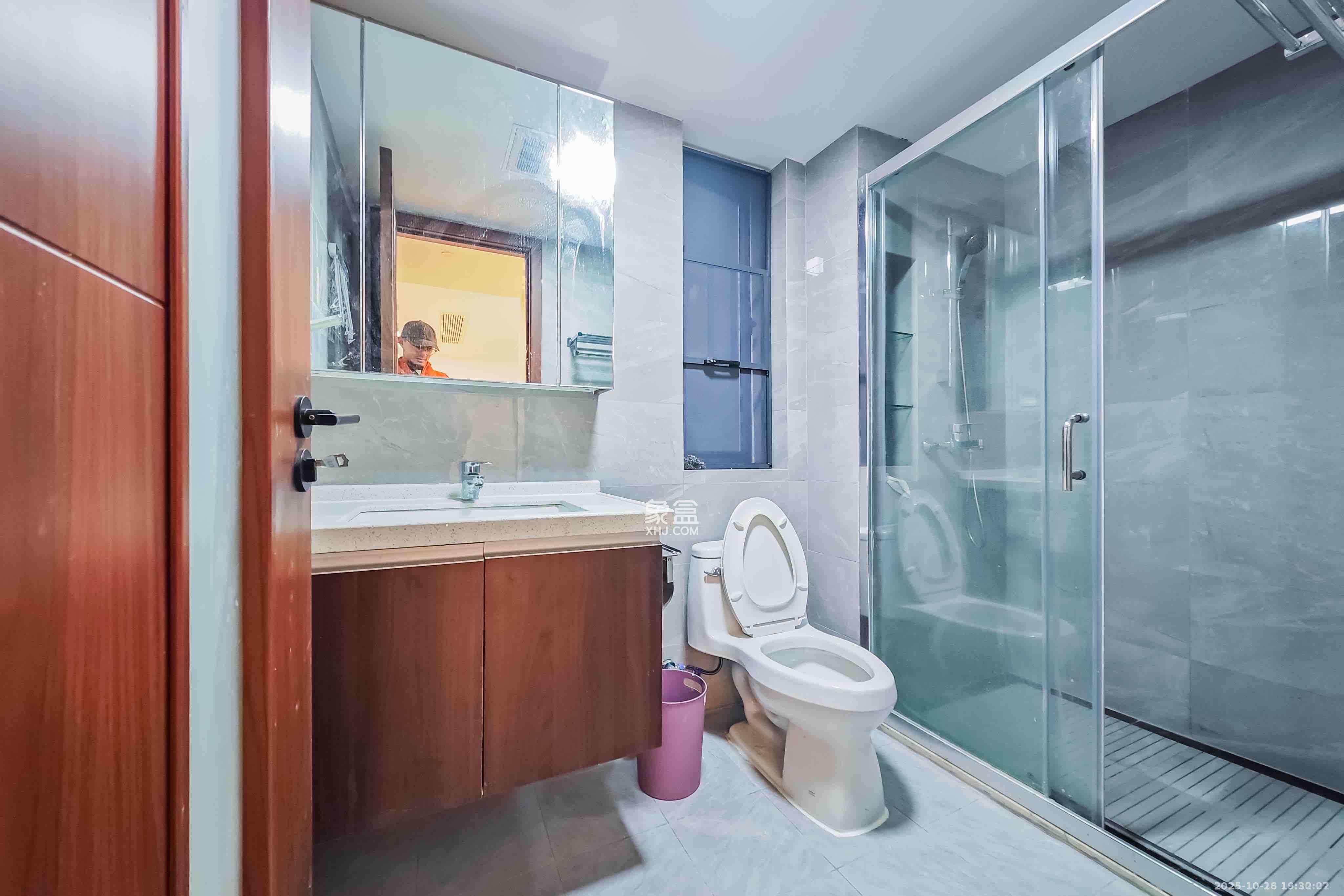 绿地长沙城际空间站(绿地新里佳苑)  3室1厅2卫    4000.0元/月 绿地长沙城际空间站(绿地新里佳苑)  3室1厅2卫    4000.0元/月室内图