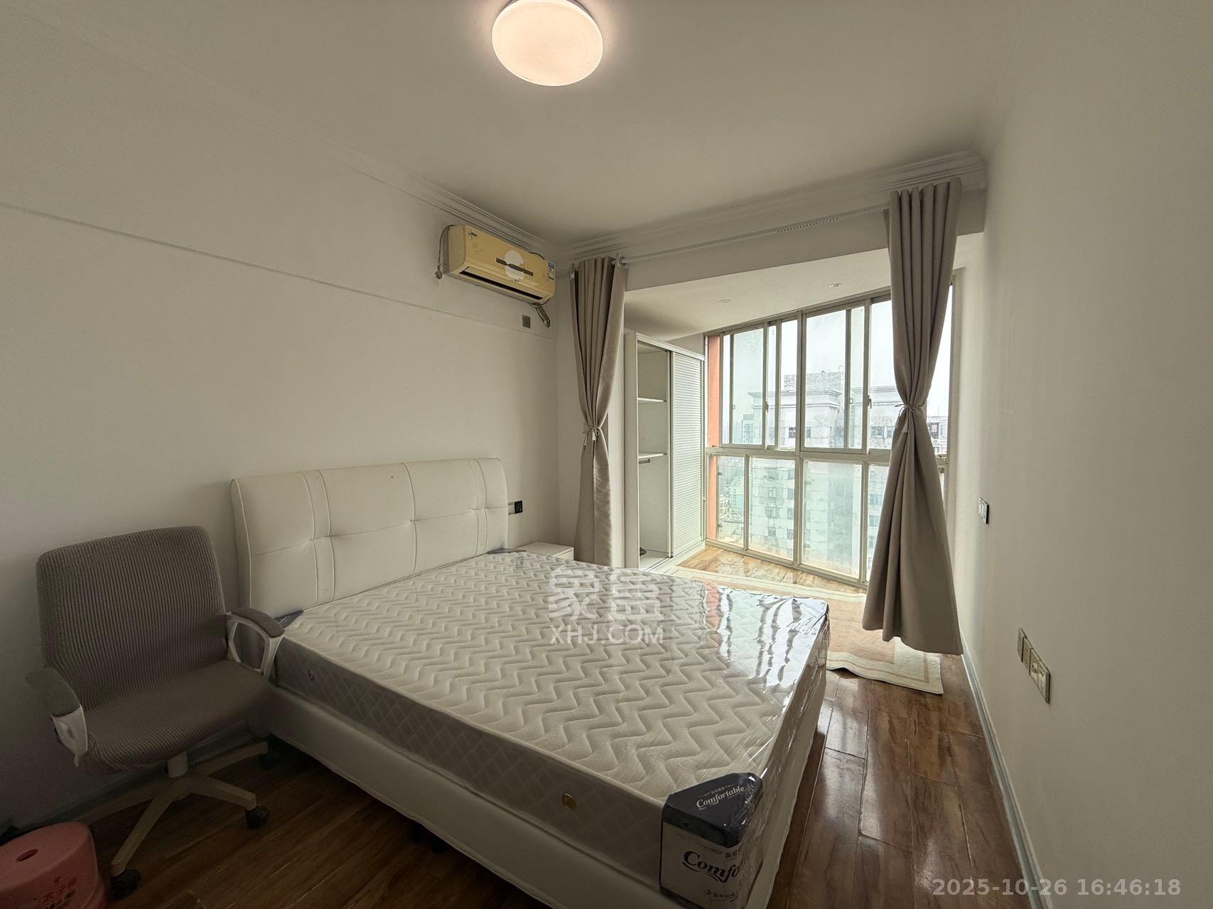 银轩铭誉(四海怡家)  1室1厅1卫    1300.0元/月 银轩铭誉(四海怡家)  1室1厅1卫    1300.0元/月室内图1