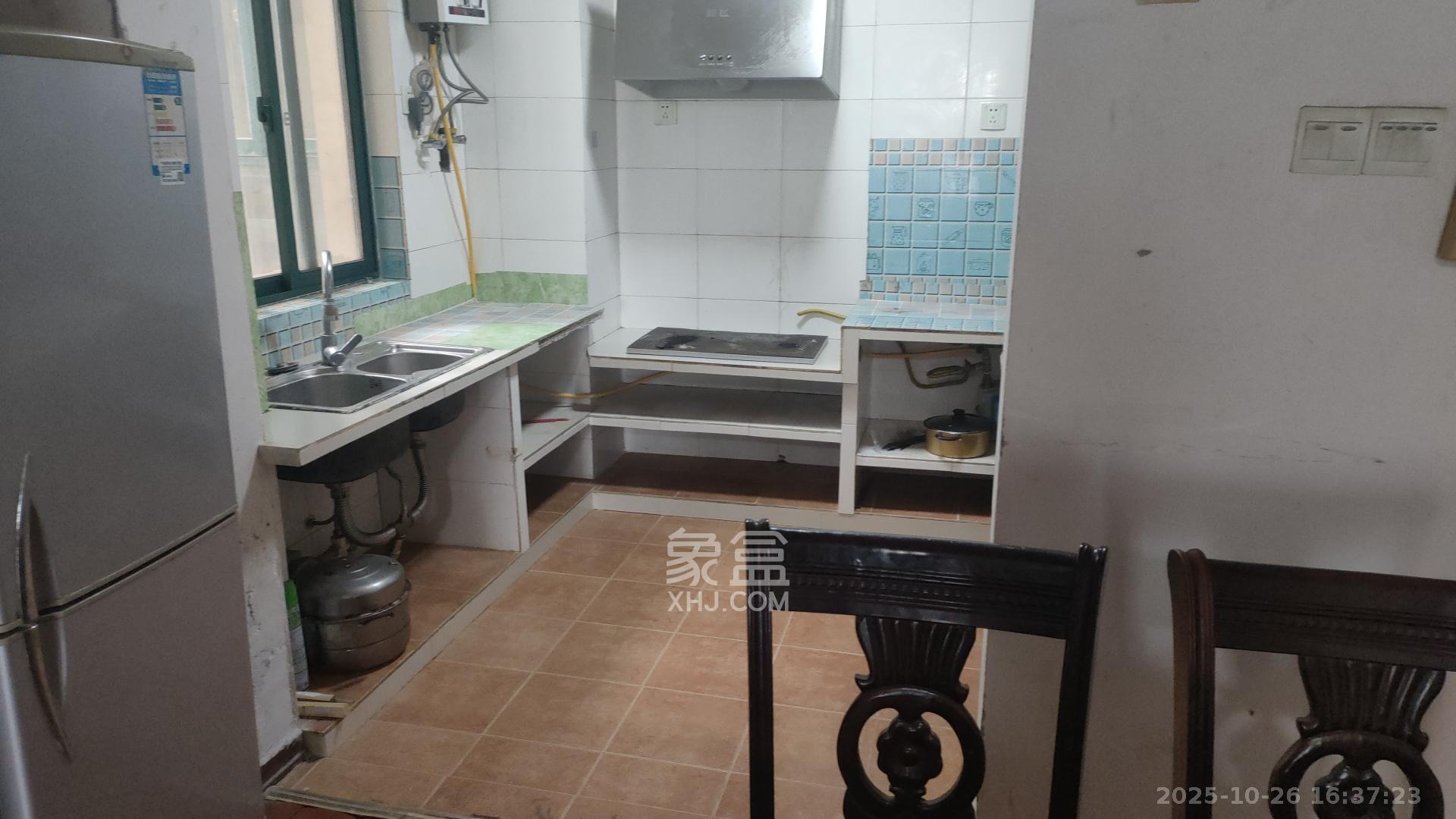 华盛世纪新城  2室2厅1卫    1400.0元/月 华盛世纪新城  2室2厅1卫    1400.0元/月室内图