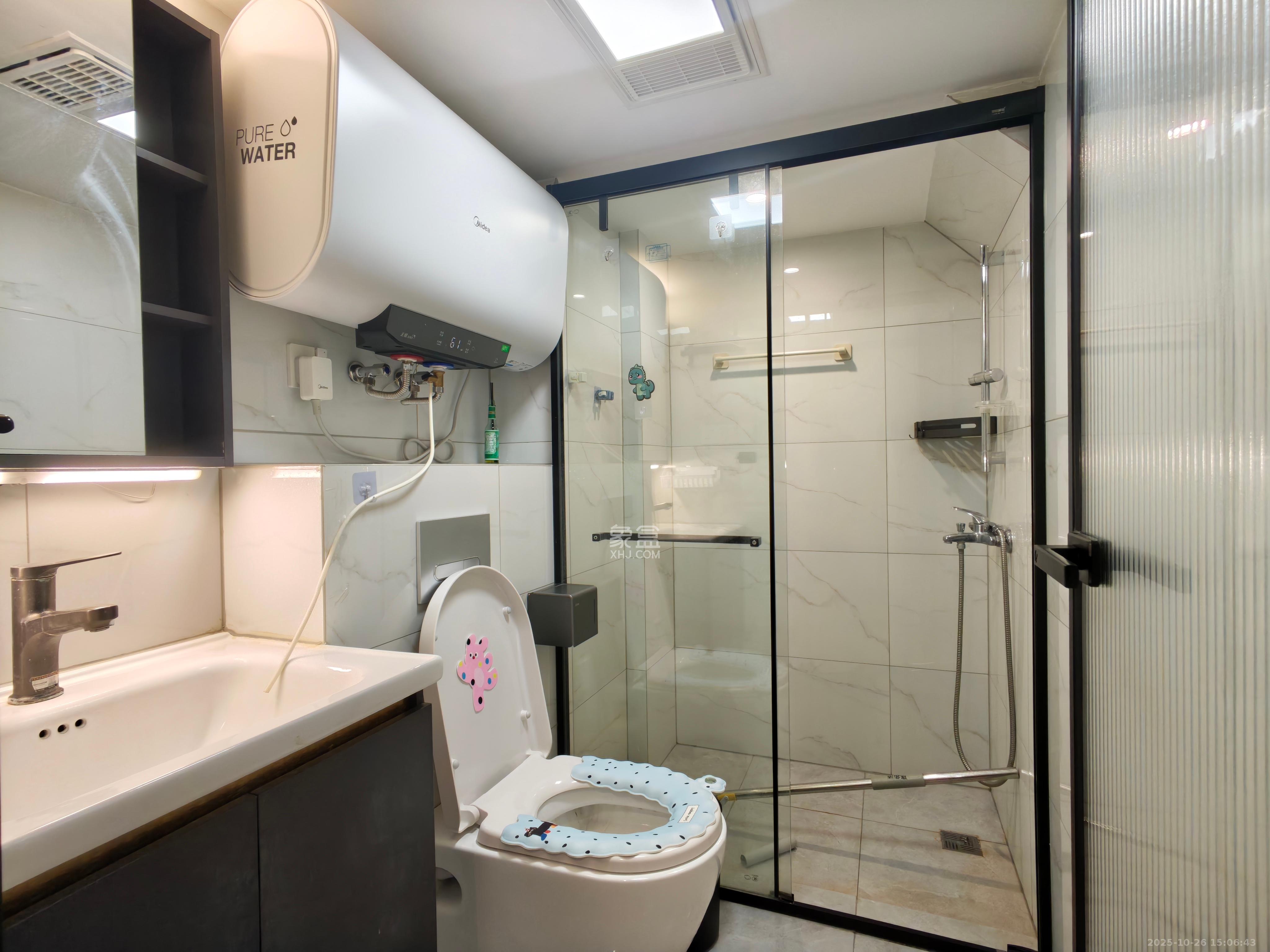 卓越中寰 2室1厅1卫 2850.0元/月 卓越中寰 2室1厅1卫 2850.0元/月室内图