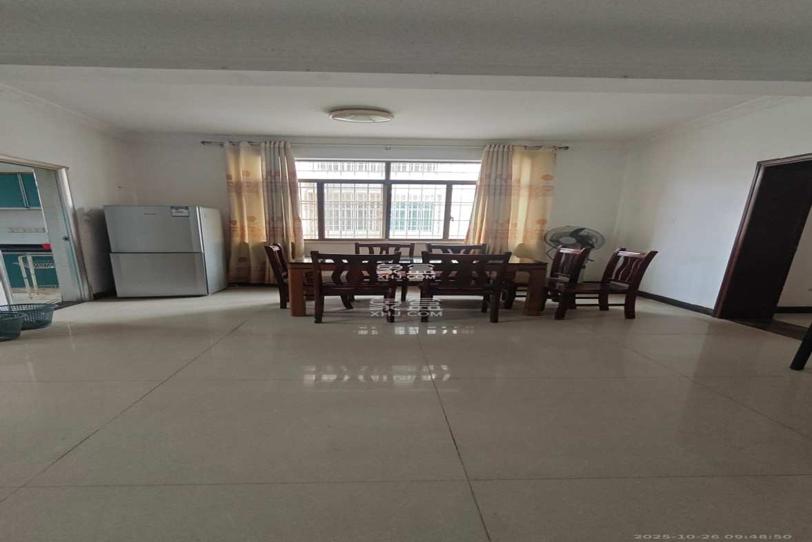 月湖安置小区(马栏山小区)  3室2厅1卫    1600.0元/月 月湖安置小区(马栏山小区)  3室2厅1卫    1600.0元/月室内图1