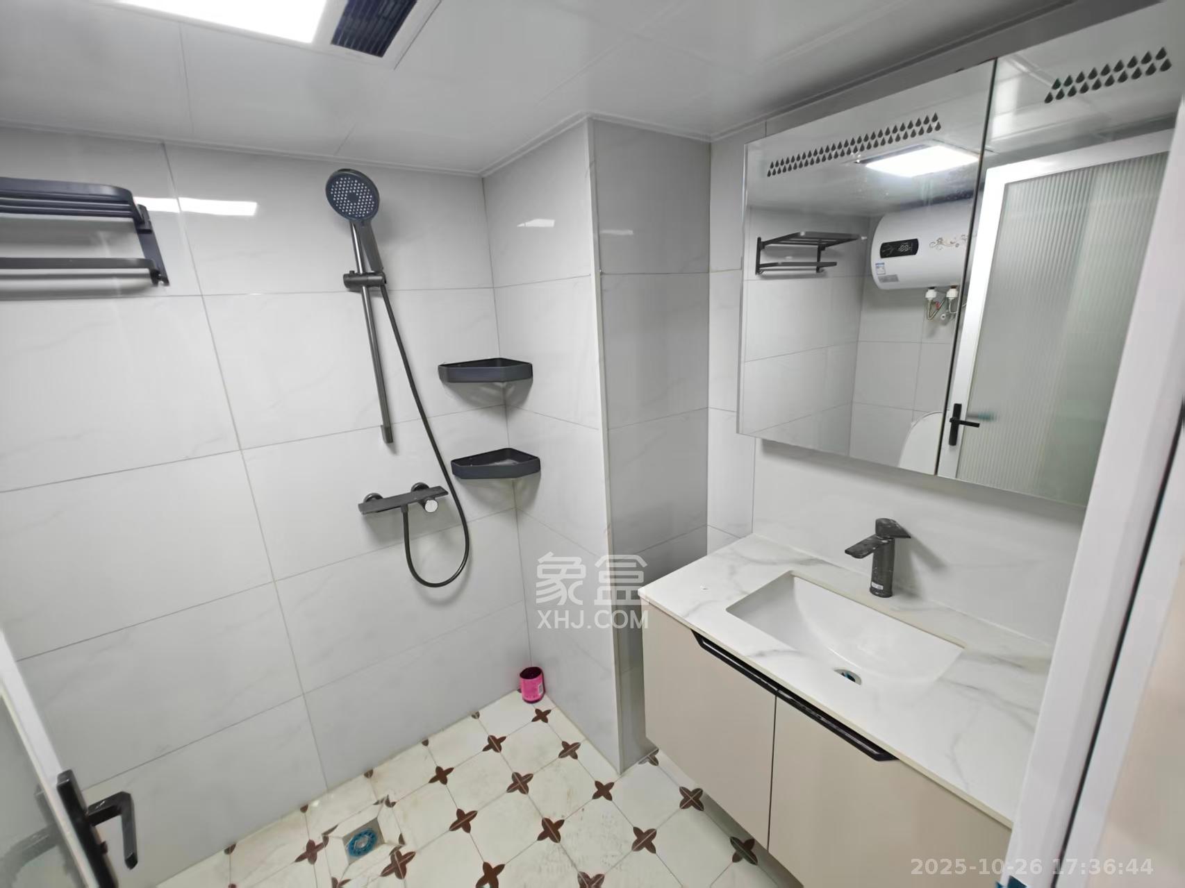 阳光城檀悦 4室2厅1卫 4300.0元/月 阳光城檀悦 4室2厅1卫 4300.0元/月室内图