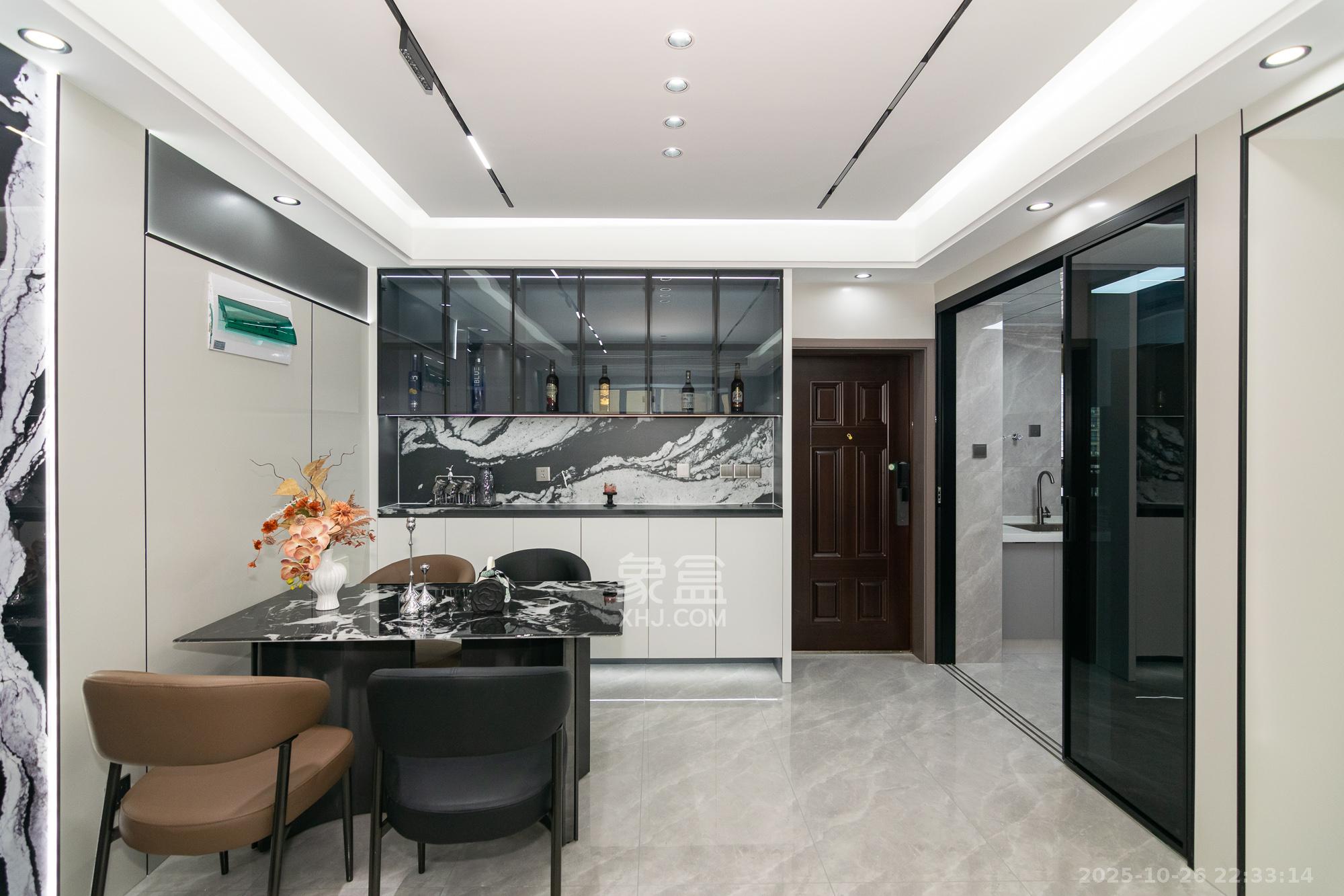 澳海月亮湾  3室2厅1卫    72.8万 澳海月亮湾  3室2厅1卫    72.8万客厅