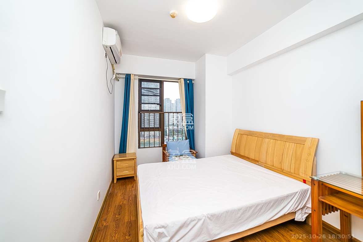 第六都(陆都小区) 3室2厅1卫 106.0万 第六都(陆都小区) 3室2厅1卫 106.0万卧室