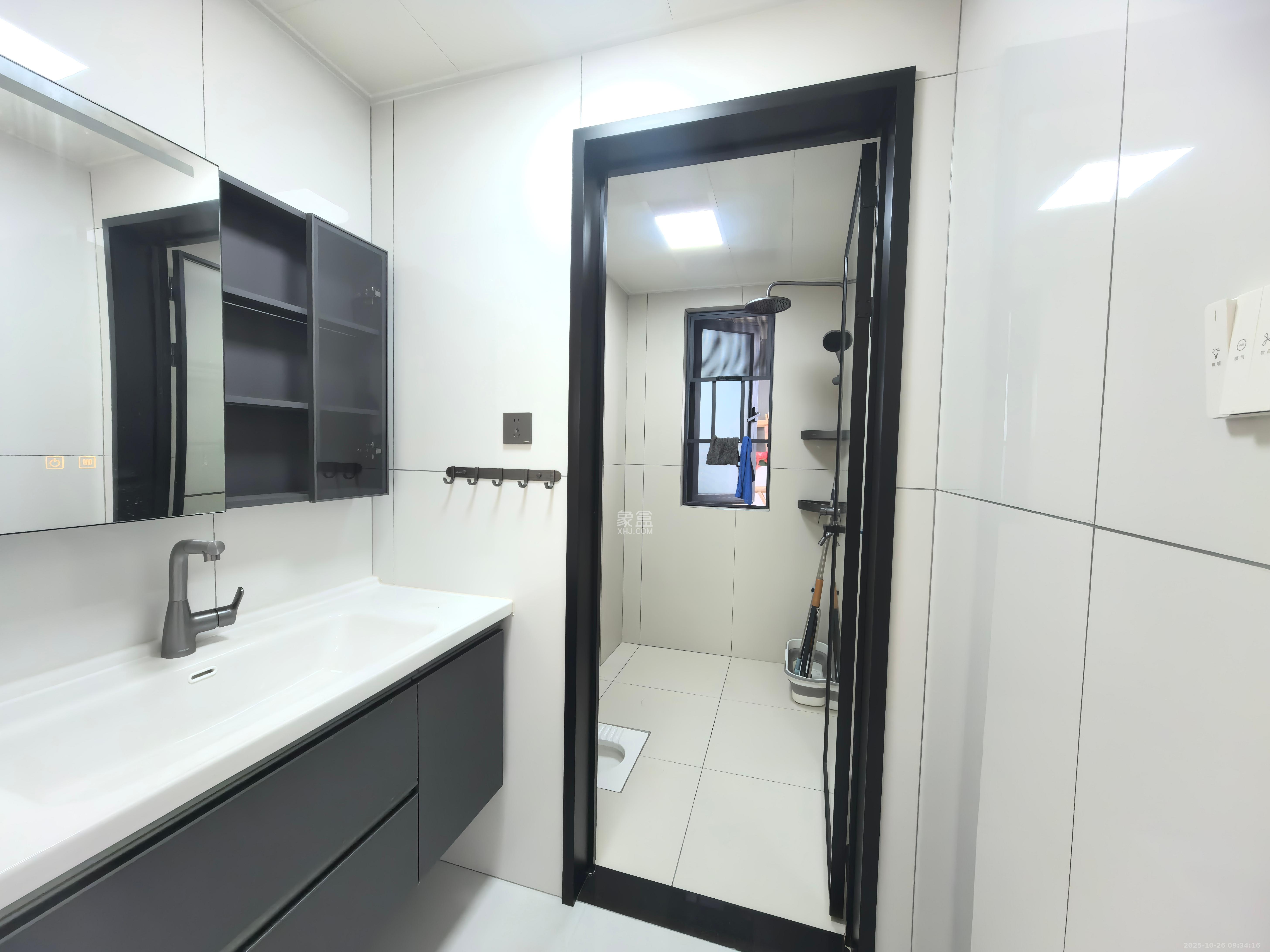 谷山景苑  3室2厅2卫    2400.0元/月 谷山景苑  3室2厅2卫    2400.0元/月室内图