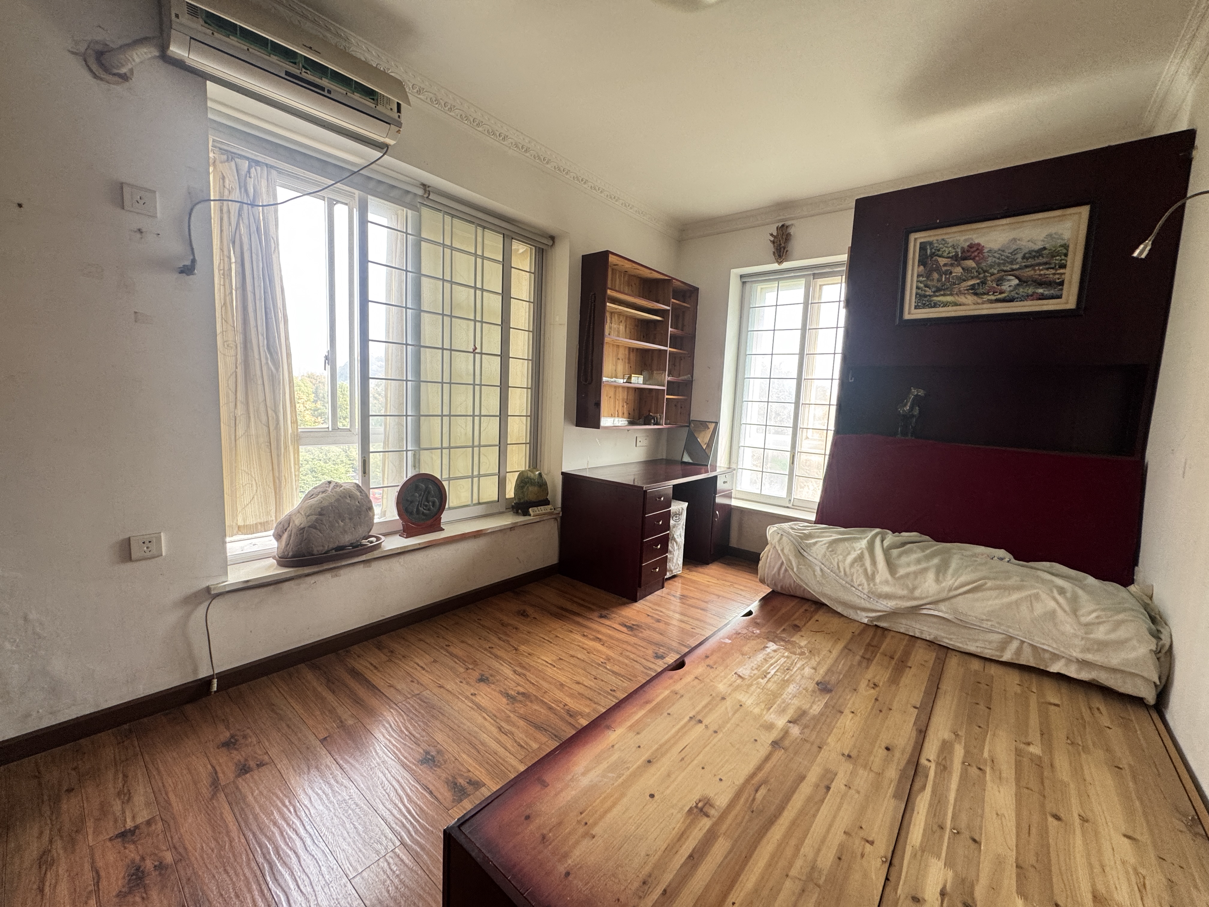 丽景雅苑  4室2厅2卫    69.8万 丽景雅苑  4室2厅2卫    69.8万室内图