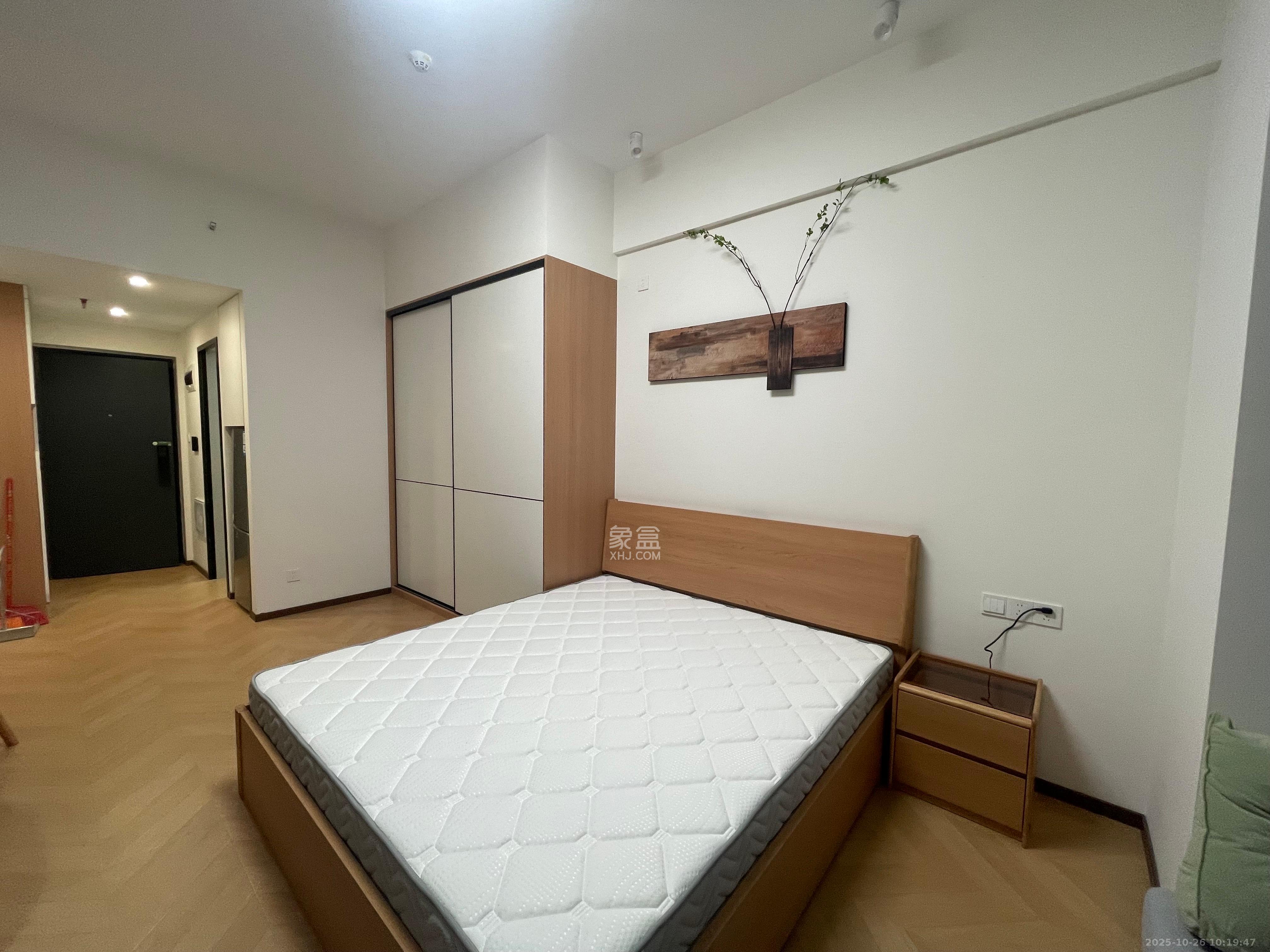 臻园  1室1厅1卫    1500.0元/月 臻园  1室1厅1卫    1500.0元/月室内图