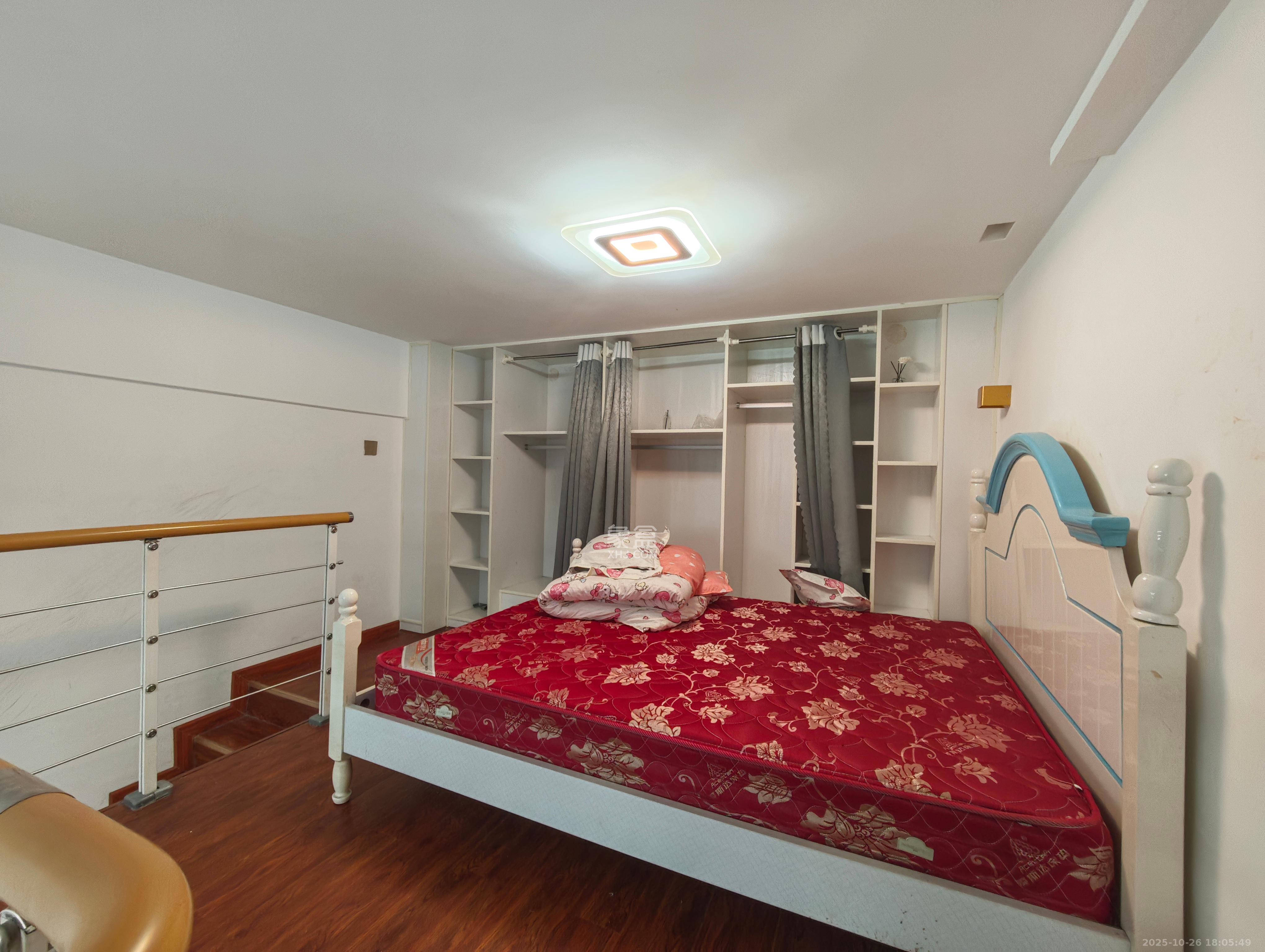 芙蓉万国城MOMA(卓越汇富苑)  1室1厅1卫    1500.0元/月 芙蓉万国城MOMA(卓越汇富苑)  1室1厅1卫    1500.0元/月室内图