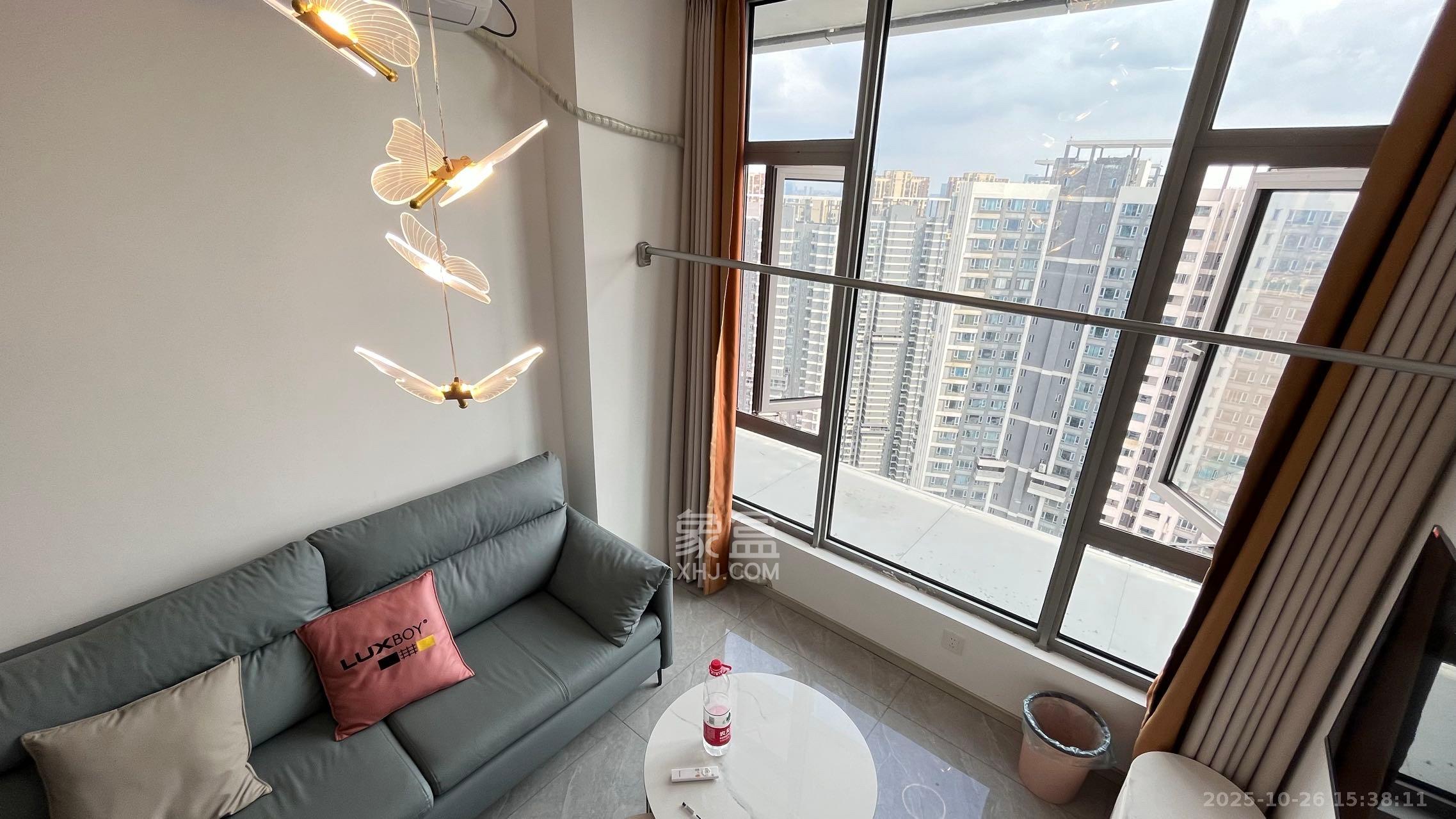 保利天禧EF区  1室1厅1卫    2000.0元/月室内图