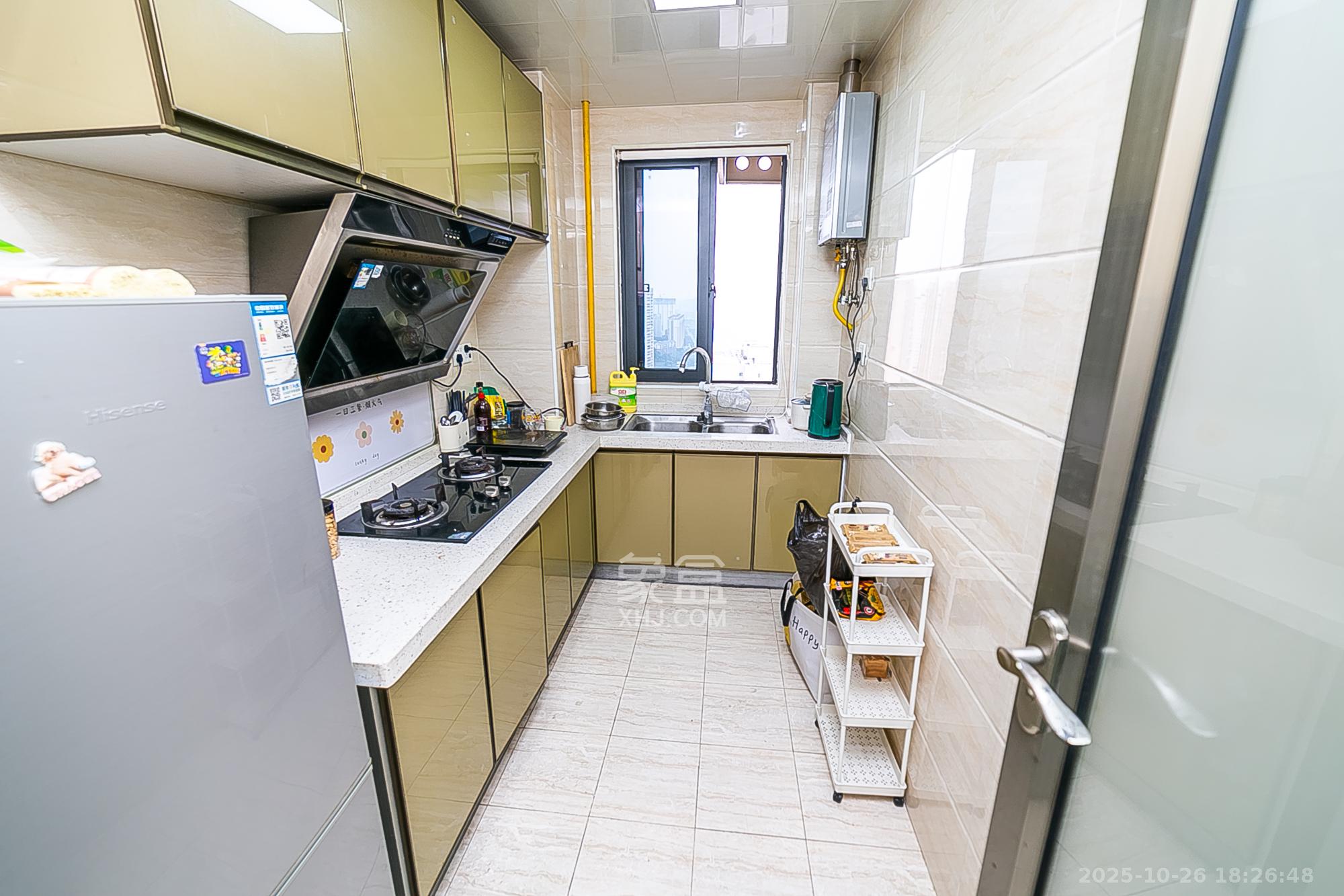 天鸿天府（天鸿中央大院）  2室2厅1卫    65.0万其他