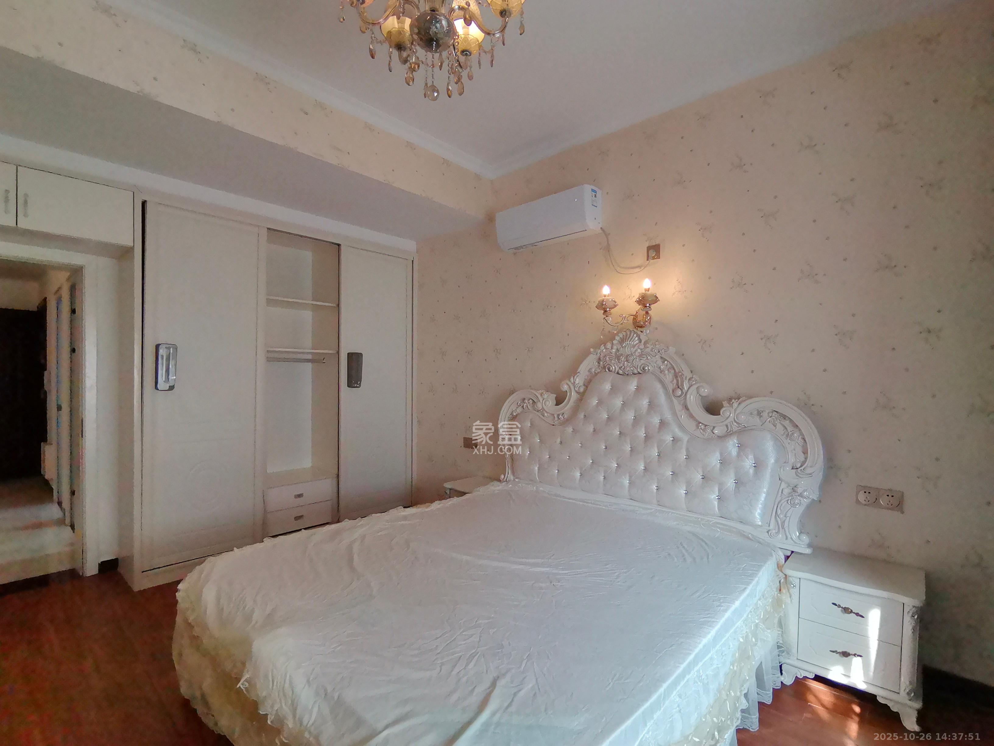 碧桂园  2室1厅2卫    1300.0元/月 碧桂园  2室1厅2卫    1300.0元/月室内图