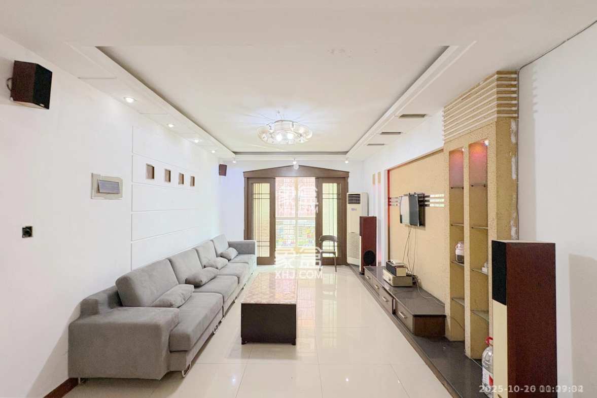 都市星光  4室2厅2卫    3500.0元/月 都市星光  4室2厅2卫    3500.0元/月室内图