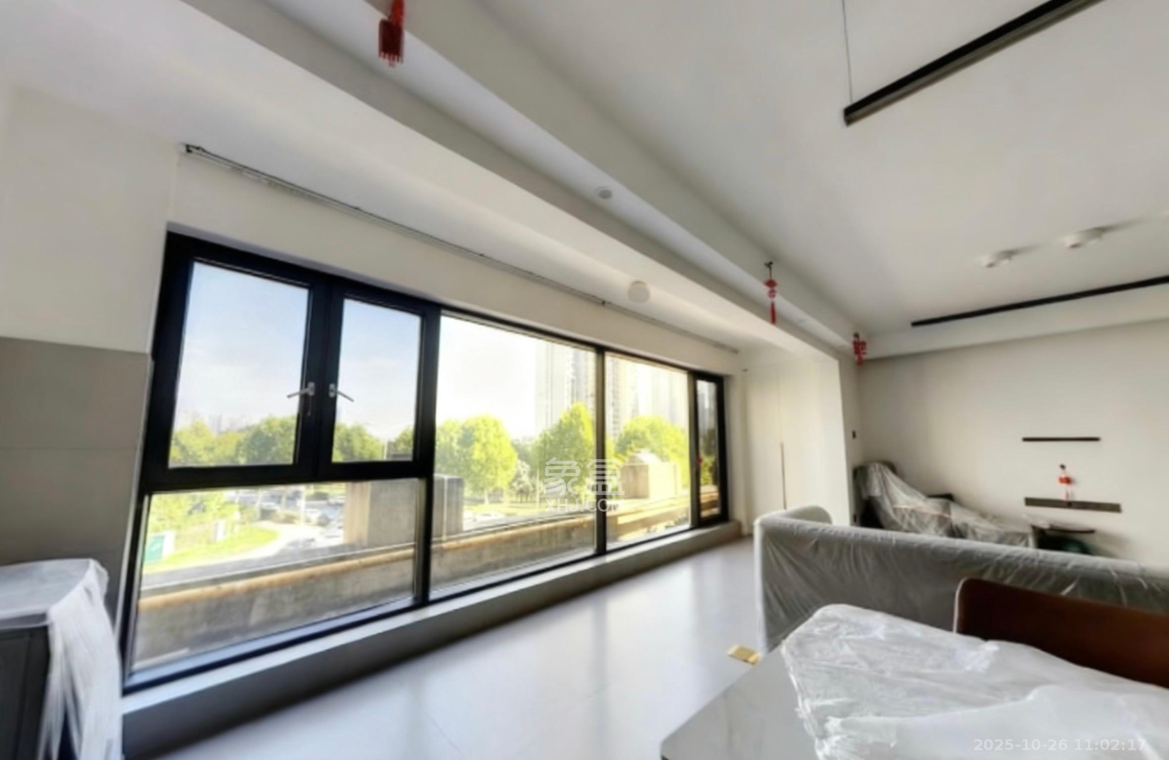 卓越浅水湾  4室2厅2卫    4500.0元/月 卓越浅水湾  4室2厅2卫    4500.0元/月室内图