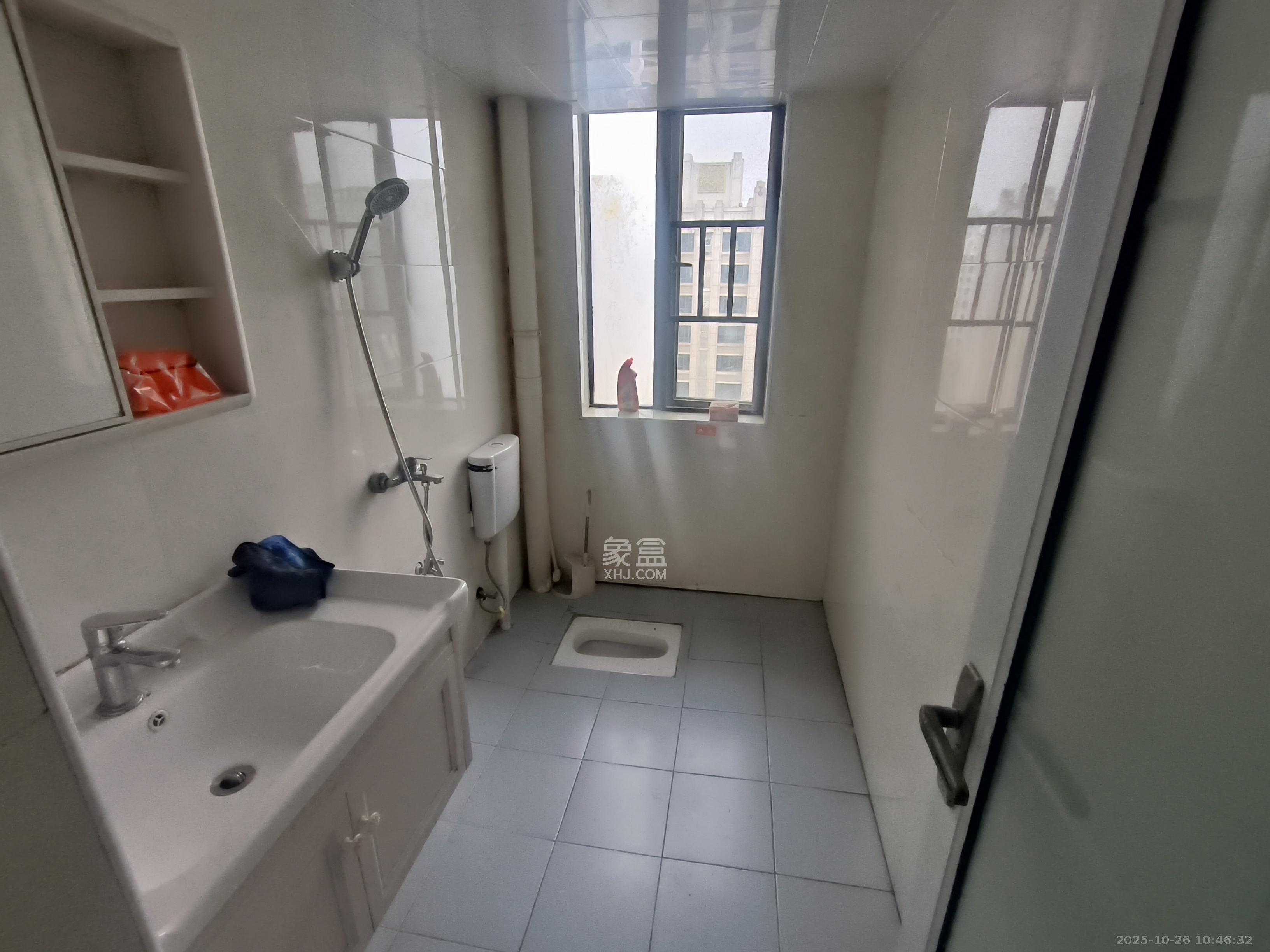 三江花中城 3室2厅2卫 3000.0元/月 三江花中城 3室2厅2卫 3000.0元/月室内图