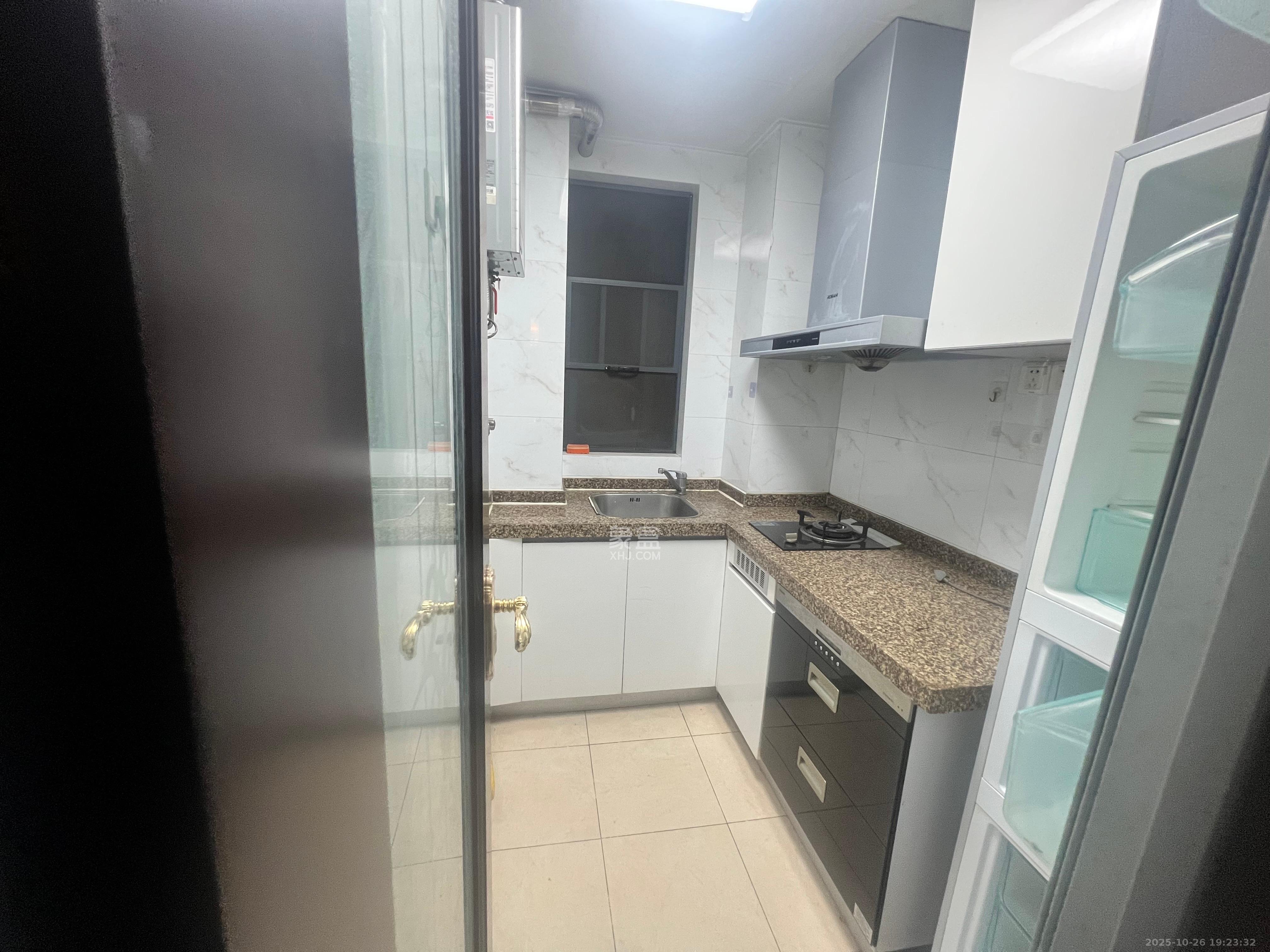 恒大国际广场 1室1厅1卫 1600.0元/月 恒大国际广场 1室1厅1卫 1600.0元/月室内图