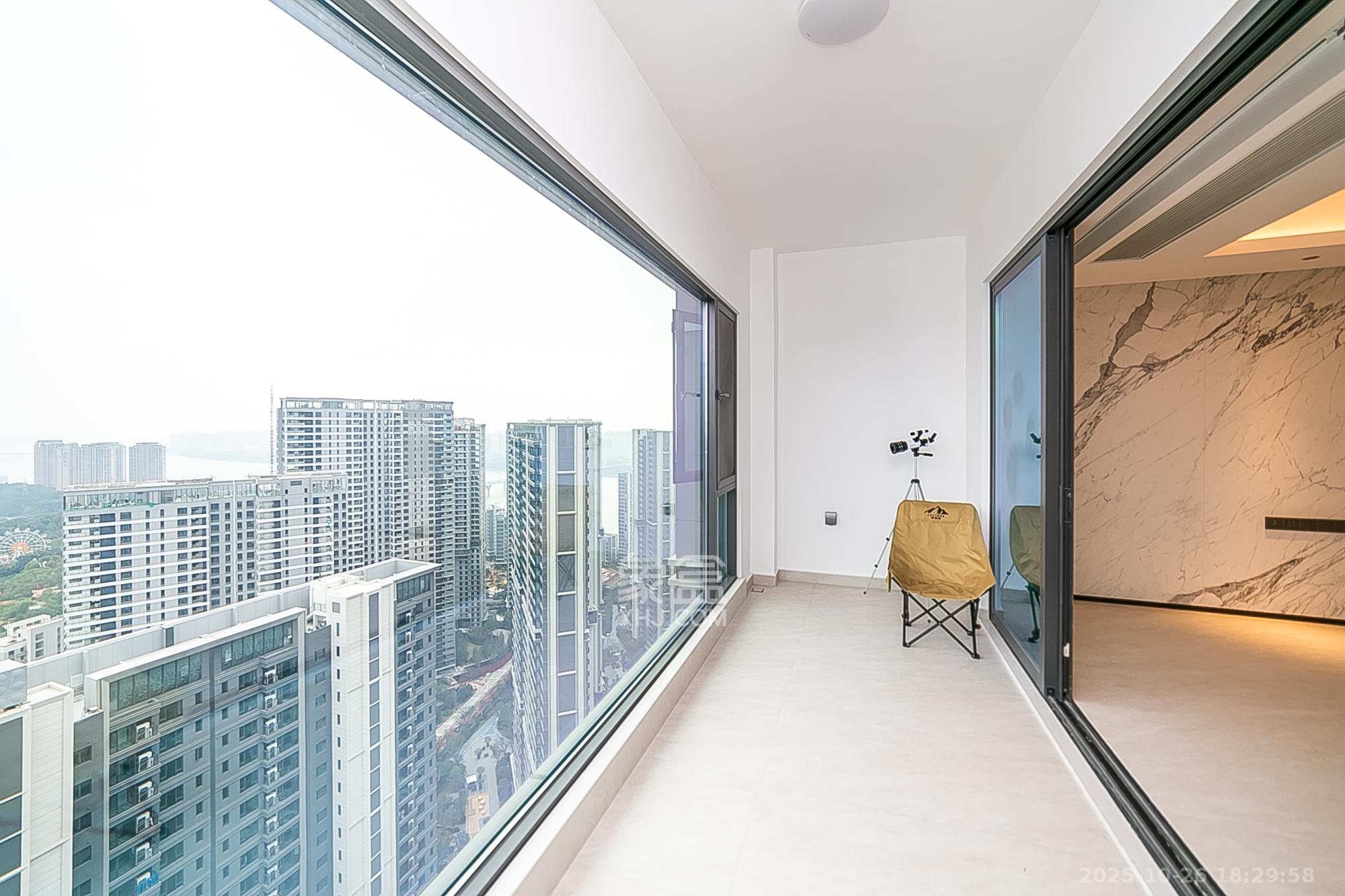 中海阅湘台  4室2厅2卫    458.0万 中海阅湘台  4室2厅2卫    458.0万阳台