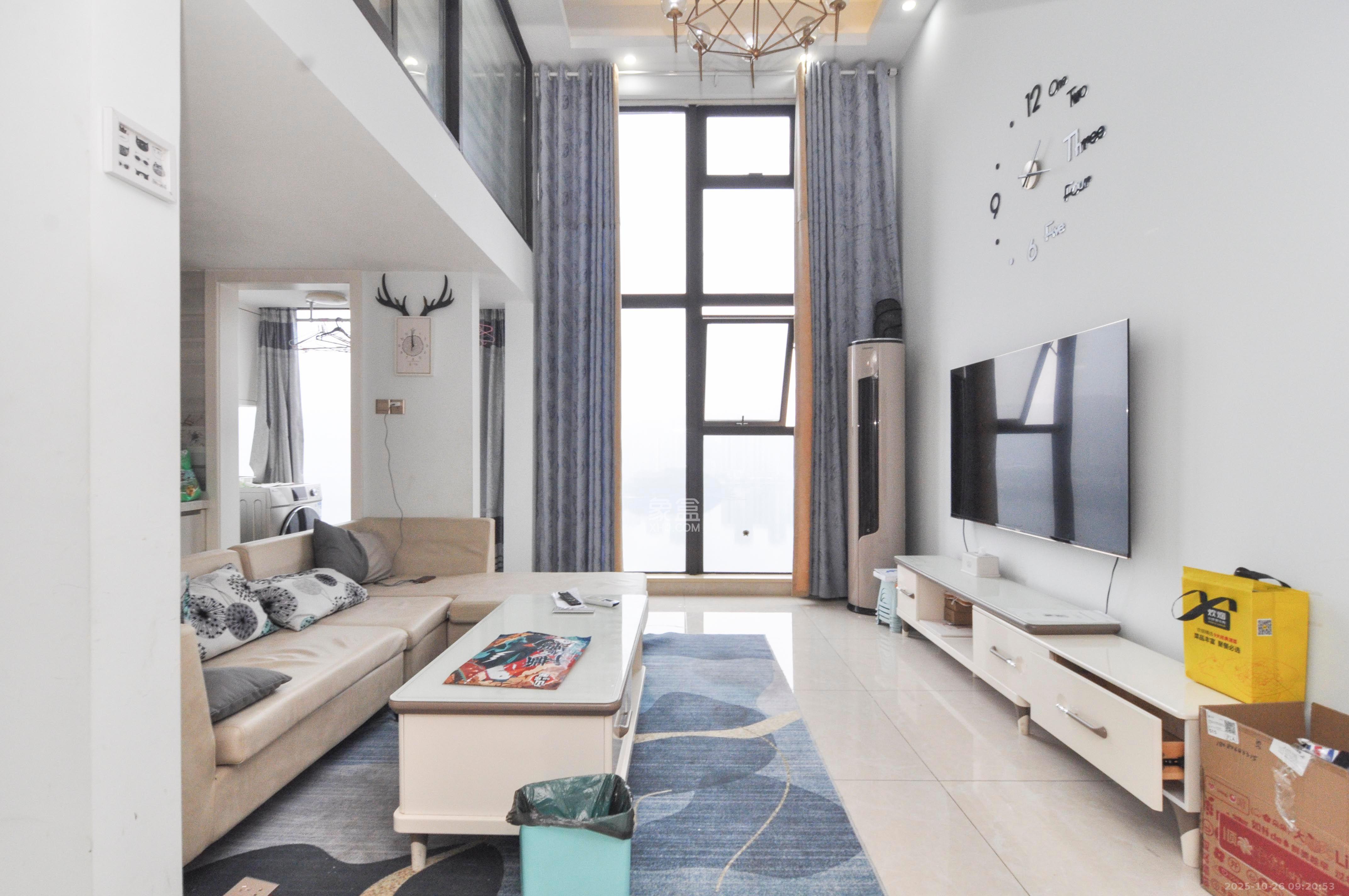 达美溪湖湾  2室1厅1卫    3200.0元/月 达美溪湖湾  2室1厅1卫    3200.0元/月室内图