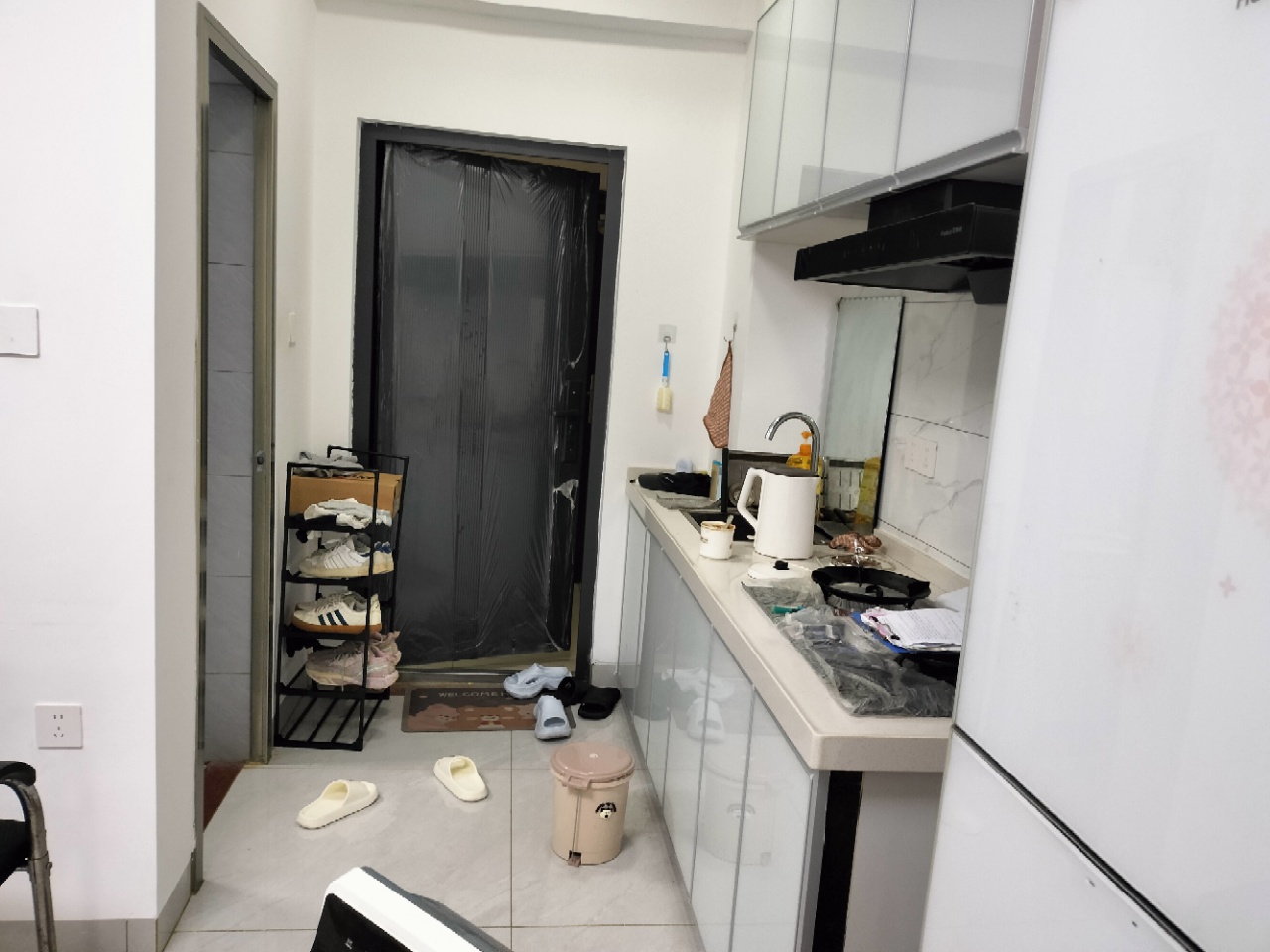 佳尚公寓  2室1厅1卫    46.0万客厅