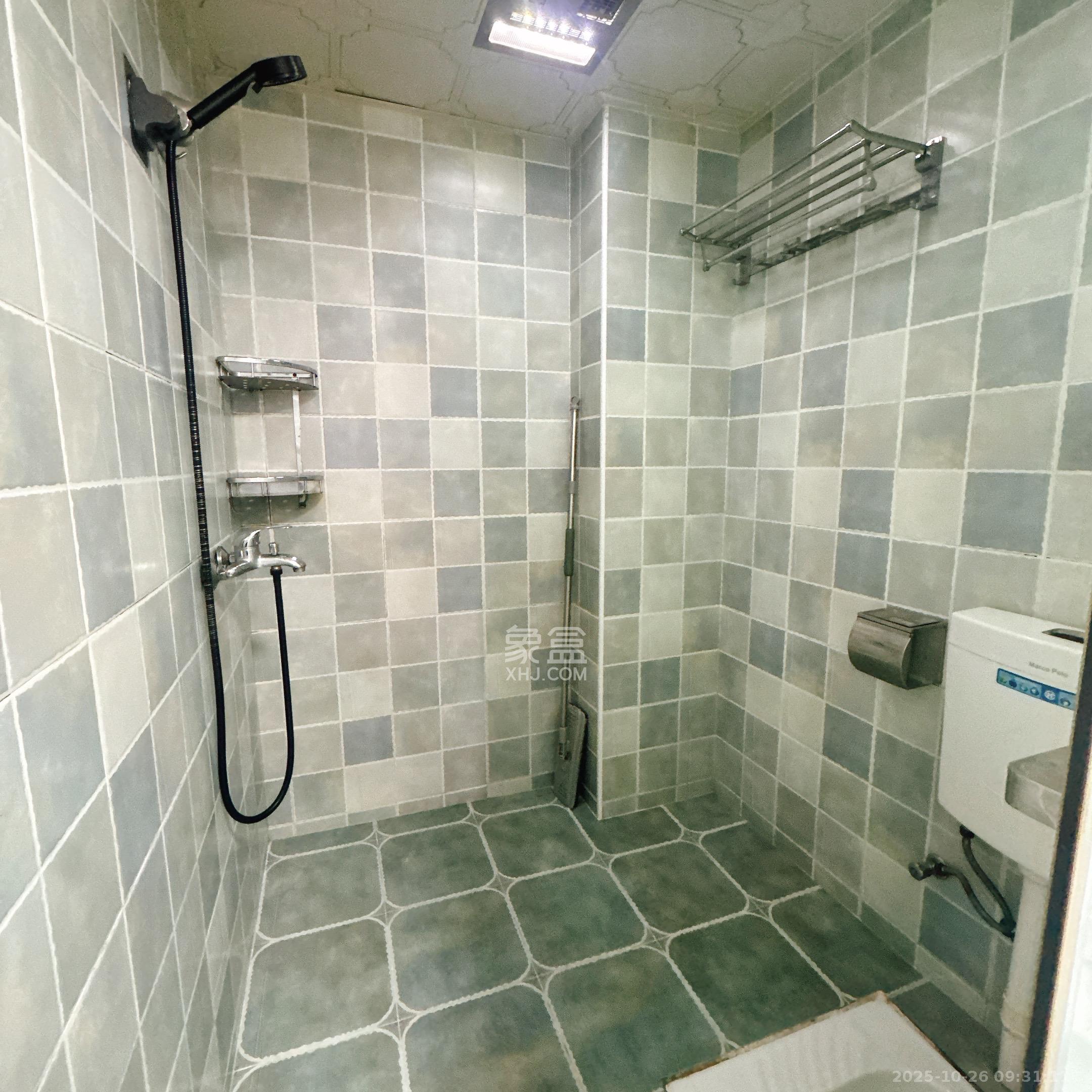 北辰三角洲E3区  1室1厅1卫    2100.0元/月室内图