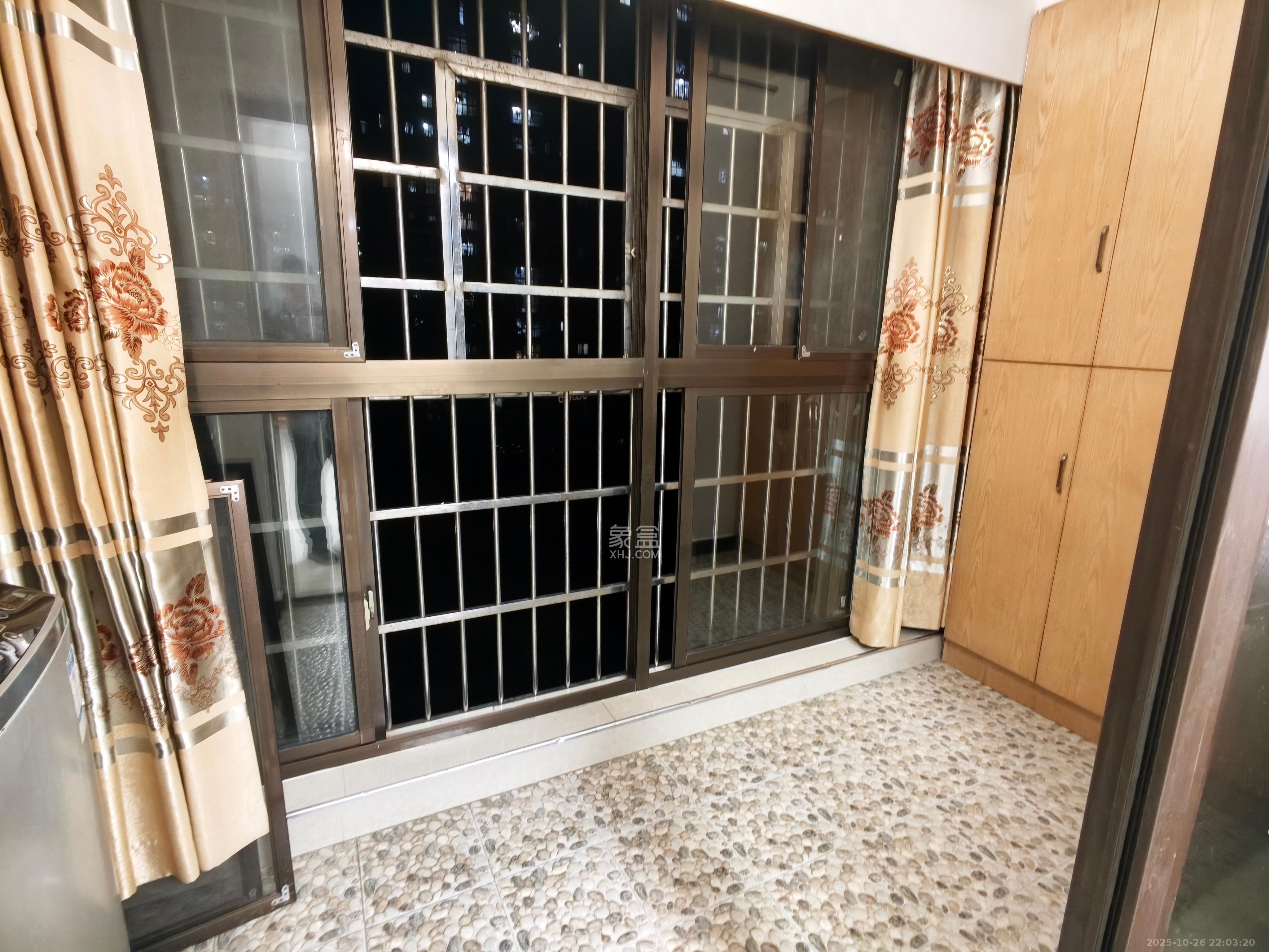 金南家园一期 3室2厅1卫 1800.0元/月 金南家园一期 3室2厅1卫 1800.0元/月室内图