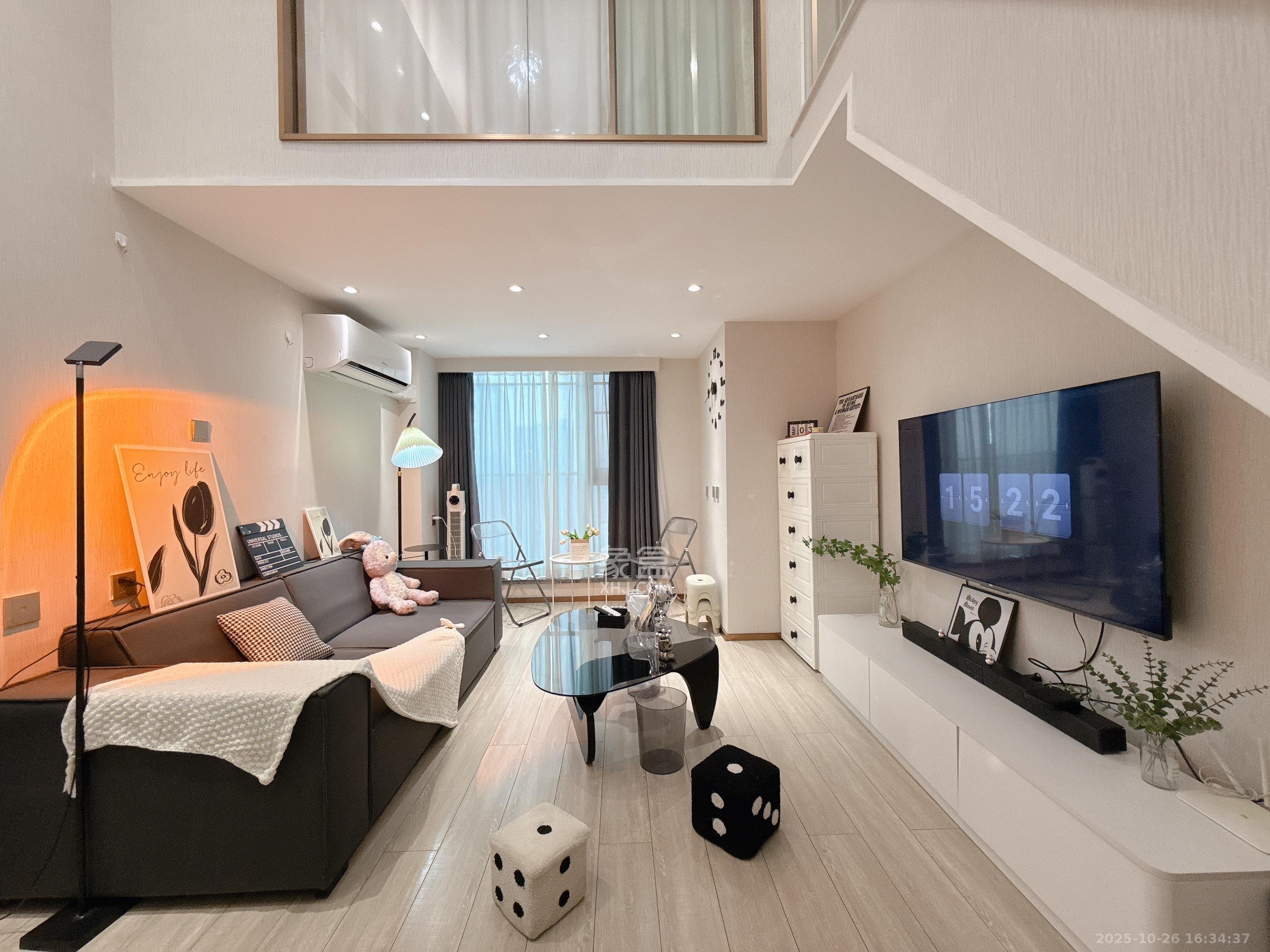 华远华时代  2室1厅1卫    3000.0元/月室内图1