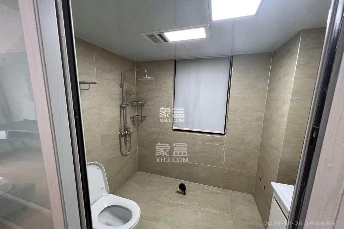 明昇壹城(明昇时代广场)一期  4室2厅1卫    5200.0元/月 明昇壹城(明昇时代广场)一期  4室2厅1卫    5200.0元/月室内图