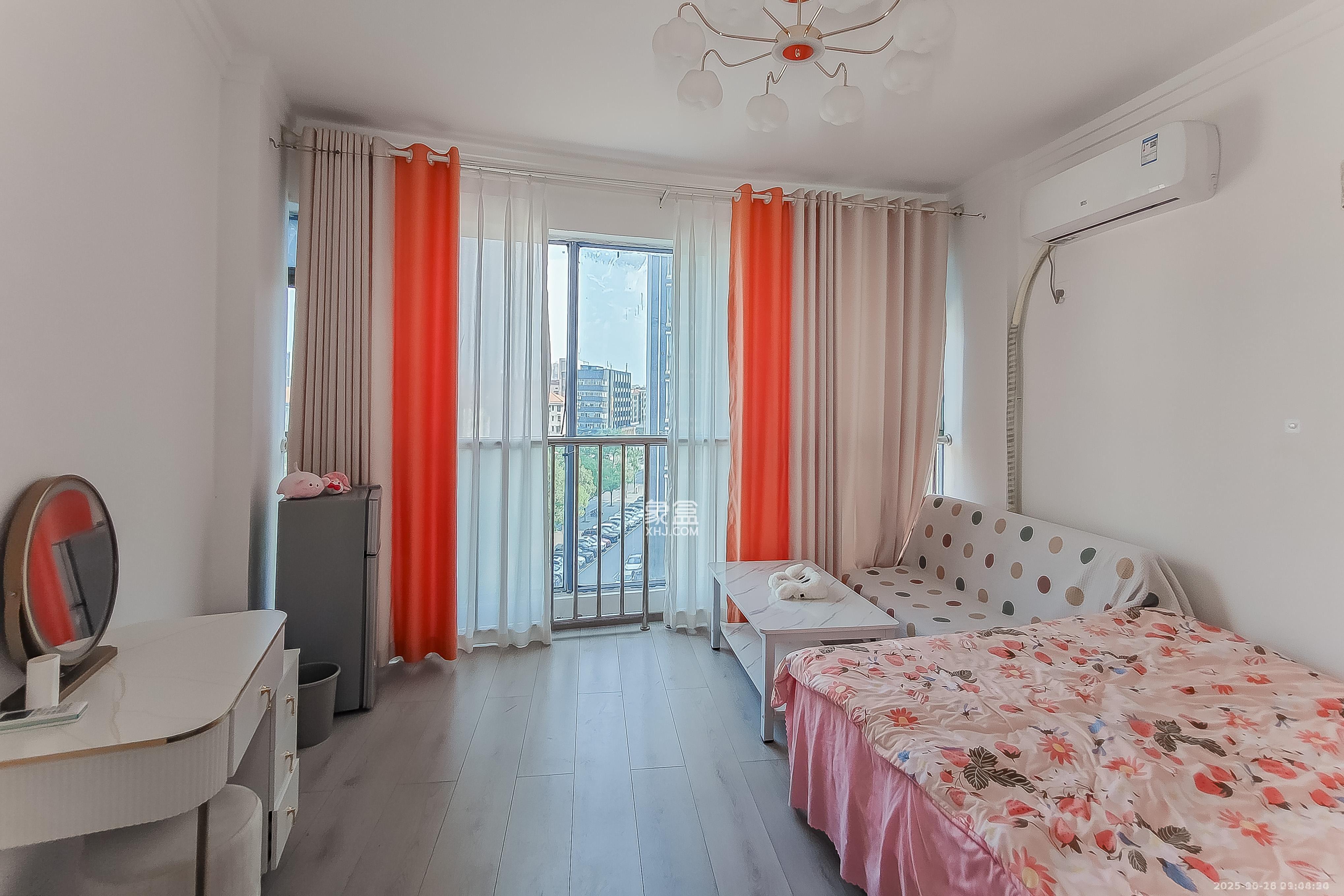 书香名邸  1室1厅1卫    1280.0元/月室内图