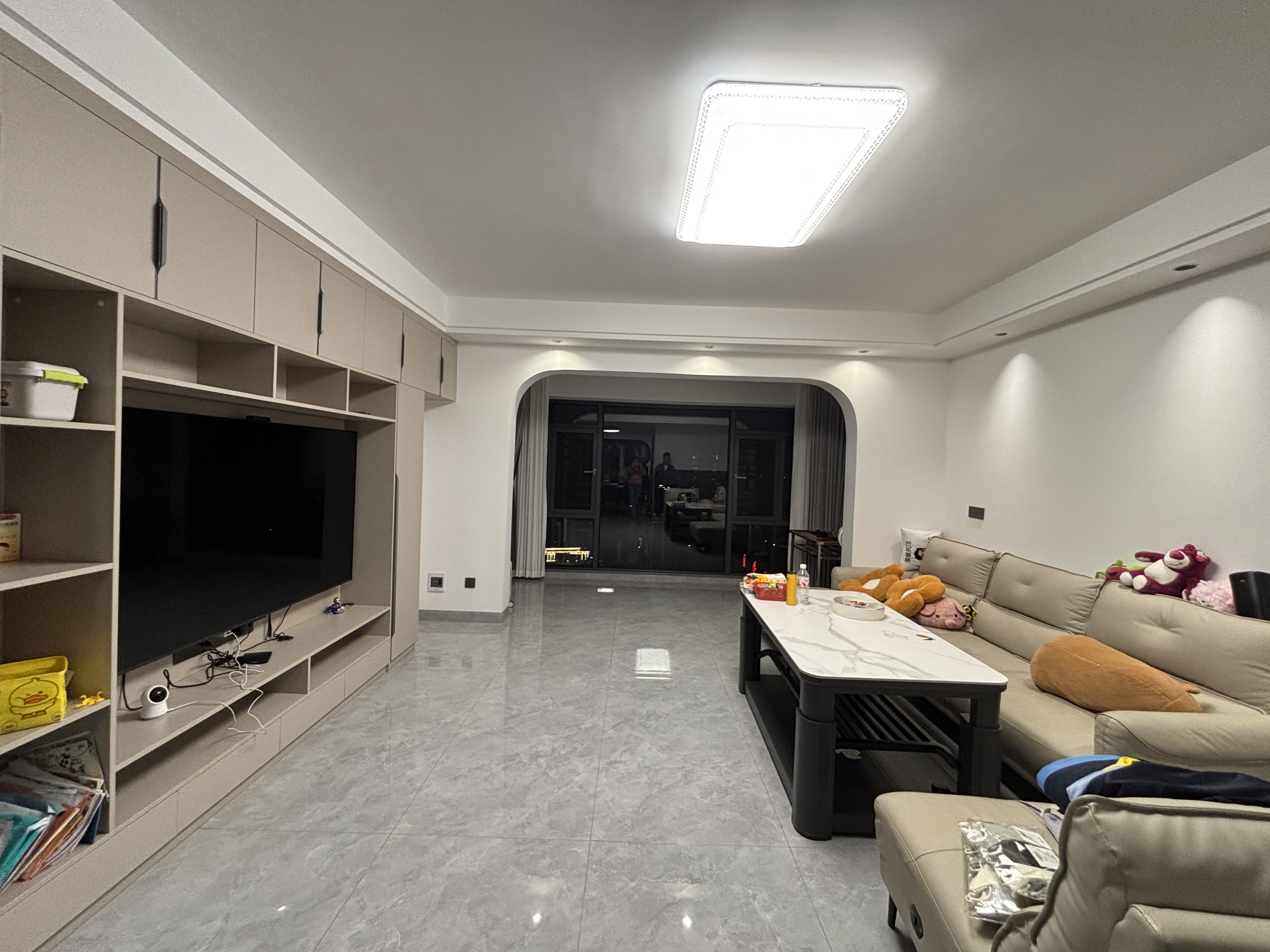 金泰嘉园  4室2厅2卫    83.8万 金泰嘉园  4室2厅2卫    83.8万