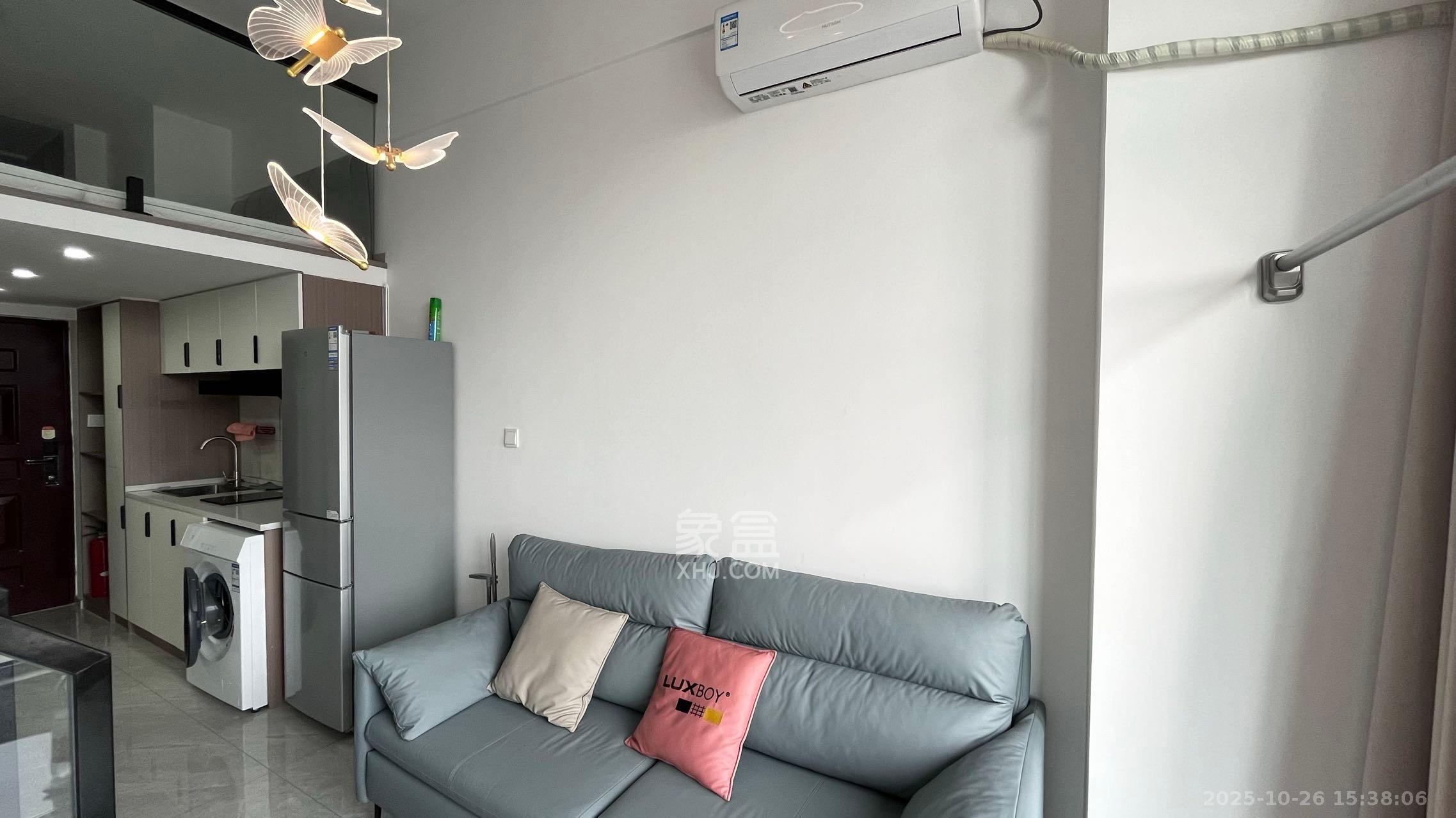 保利天禧EF区  1室1厅1卫    2000.0元/月室内图