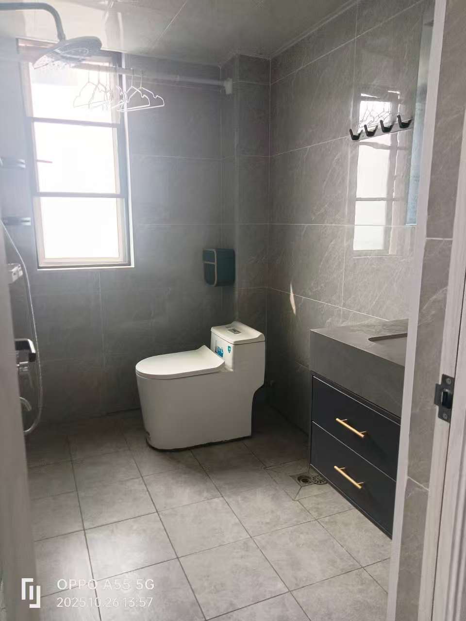 学府花园(文苑瑞景) 3室2厅1卫 1800.0元/月 学府花园(文苑瑞景) 3室2厅1卫 1800.0元/月室内图