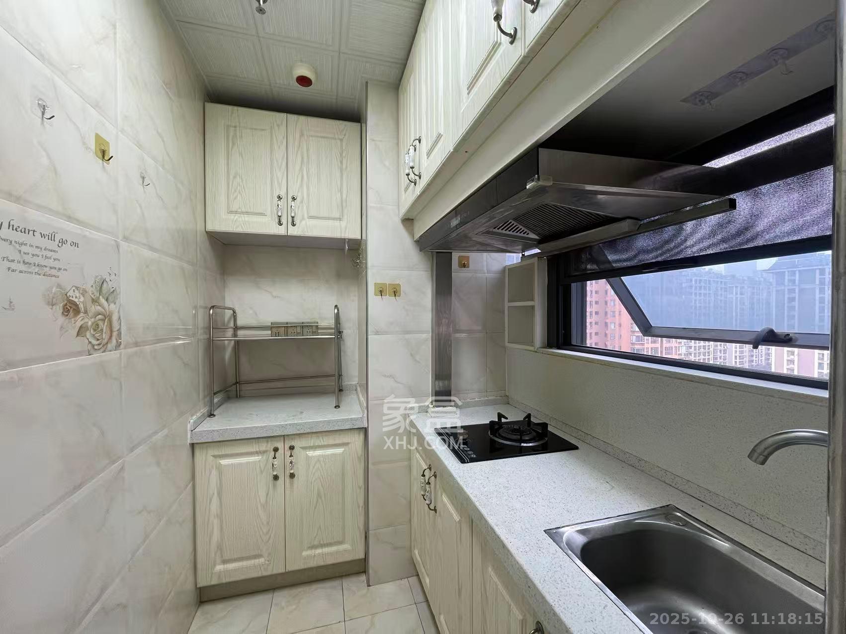 第六都(陆都小区)  1室1厅1卫    1580.0元/月 第六都(陆都小区)  1室1厅1卫    1580.0元/月室内图