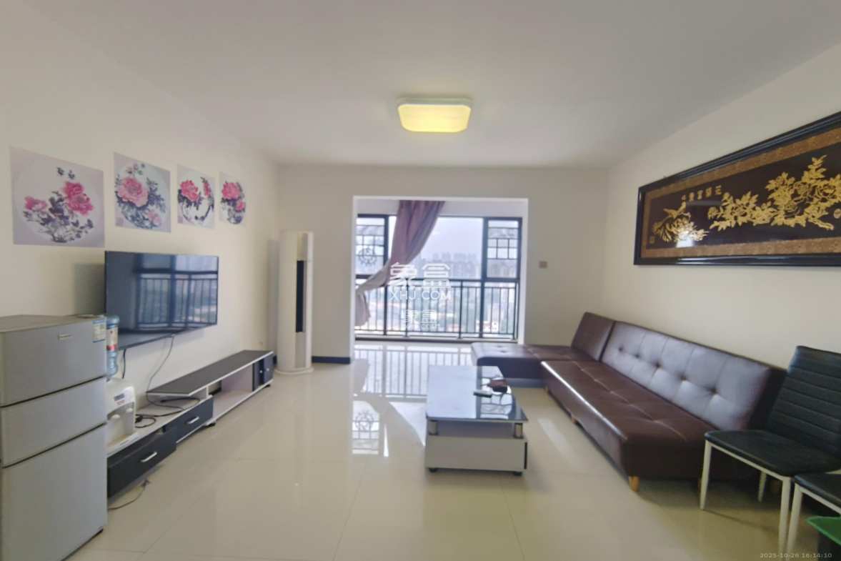 兴旺双铁城 3室2厅2卫 2400.0元/月 兴旺双铁城 3室2厅2卫 2400.0元/月室内图