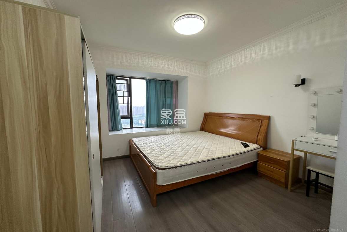 鑫苑木莲世家 3室2厅2卫 2800.0元/月 鑫苑木莲世家 3室2厅2卫 2800.0元/月室内图