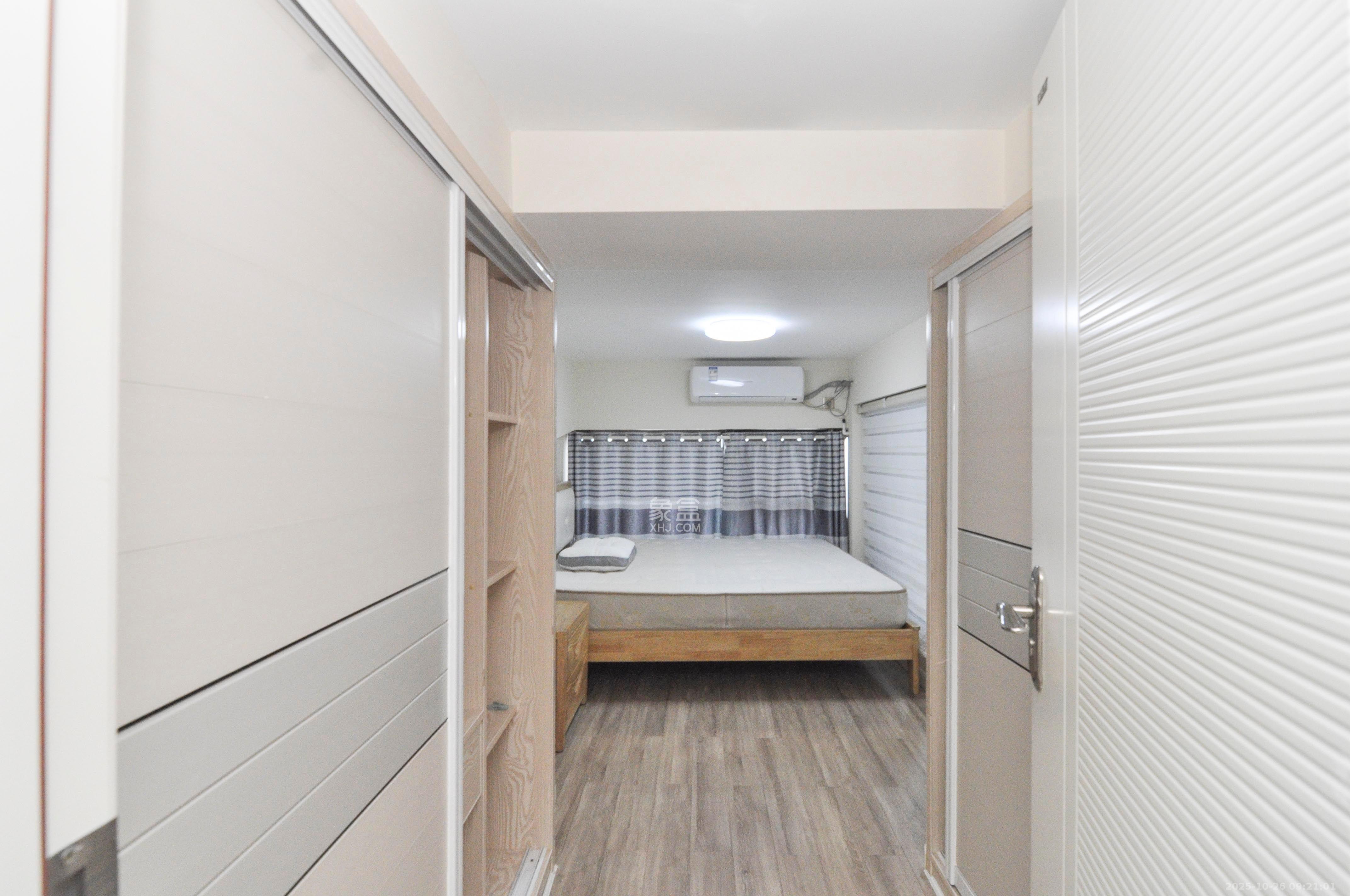 达美溪湖湾  2室1厅1卫    3200.0元/月 达美溪湖湾  2室1厅1卫    3200.0元/月室内图