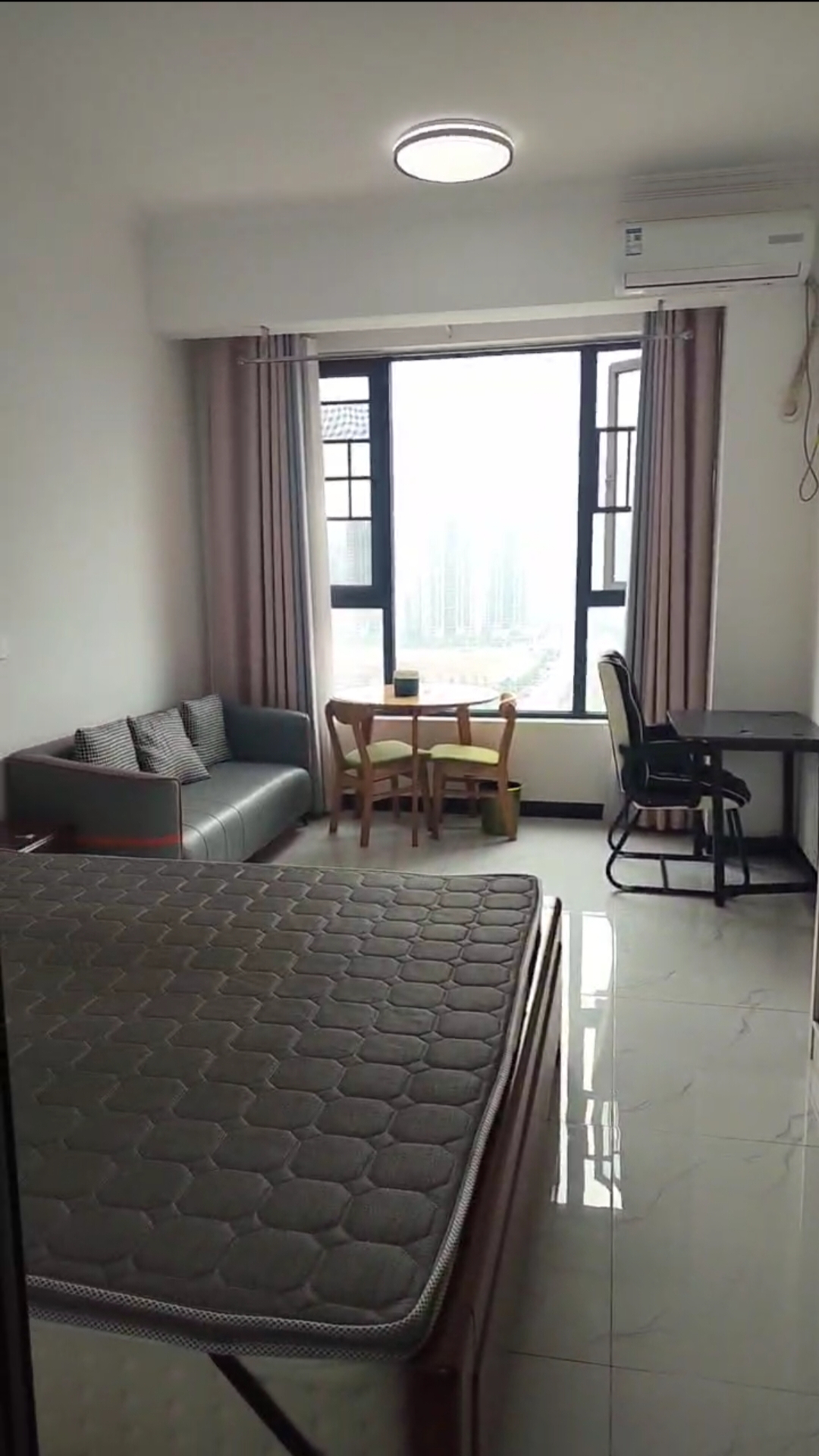 梅溪湖家居建材城  1室0厅0卫    1300.0元/月 梅溪湖家居建材城  1室0厅0卫    1300.0元/月户型图