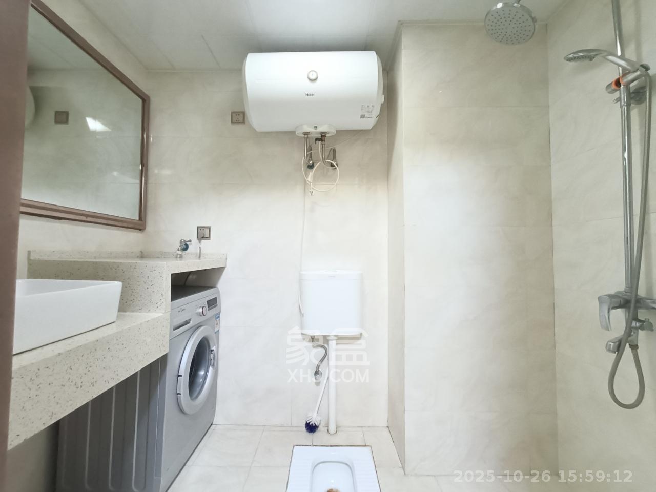 达美D6区  1室1厅1卫    1600.0元/月室内图