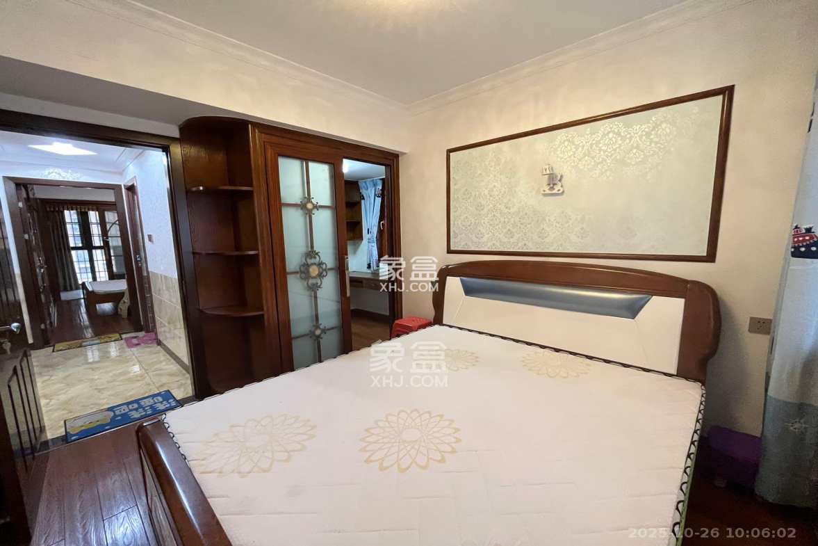 莲香园  2室2厅1卫    2200.0元/月 莲香园  2室2厅1卫    2200.0元/月室内图