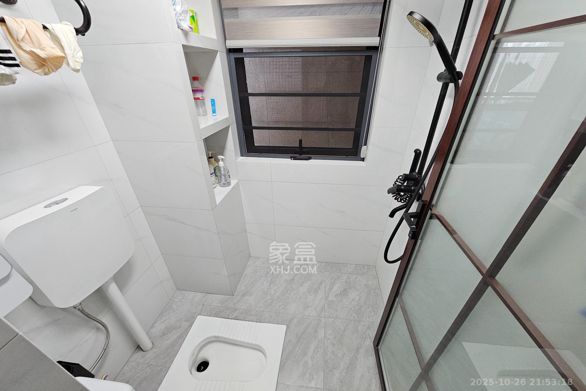 明昇壹城(明昇时代广场)一期 3室2厅1卫 159.0万 明昇壹城(明昇时代广场)一期 3室2厅1卫 159.0万卫生间