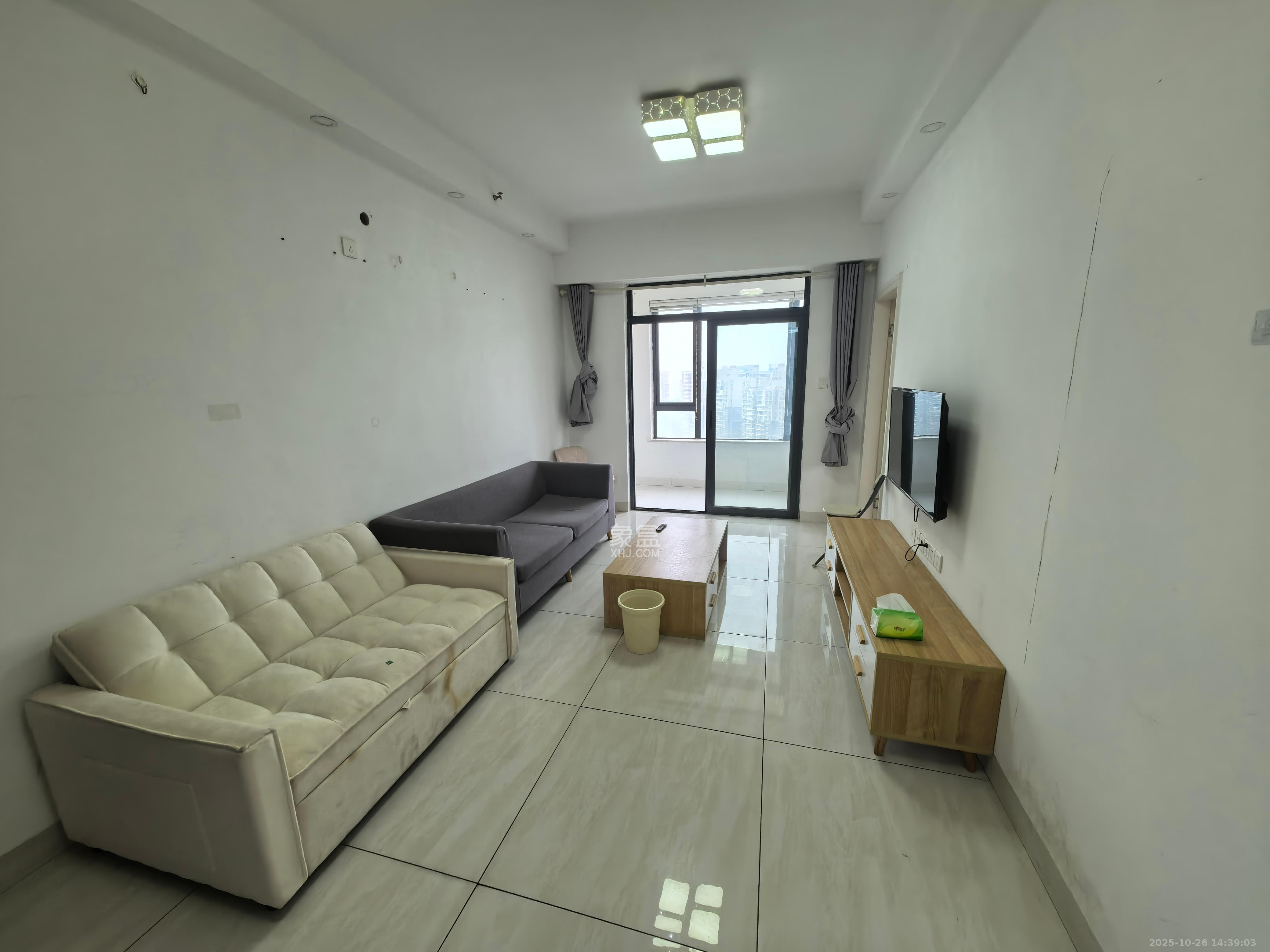 半山公馆(半山国际中心) 1室1厅1卫 2500.0元/月 半山公馆(半山国际中心) 1室1厅1卫 2500.0元/月室内图