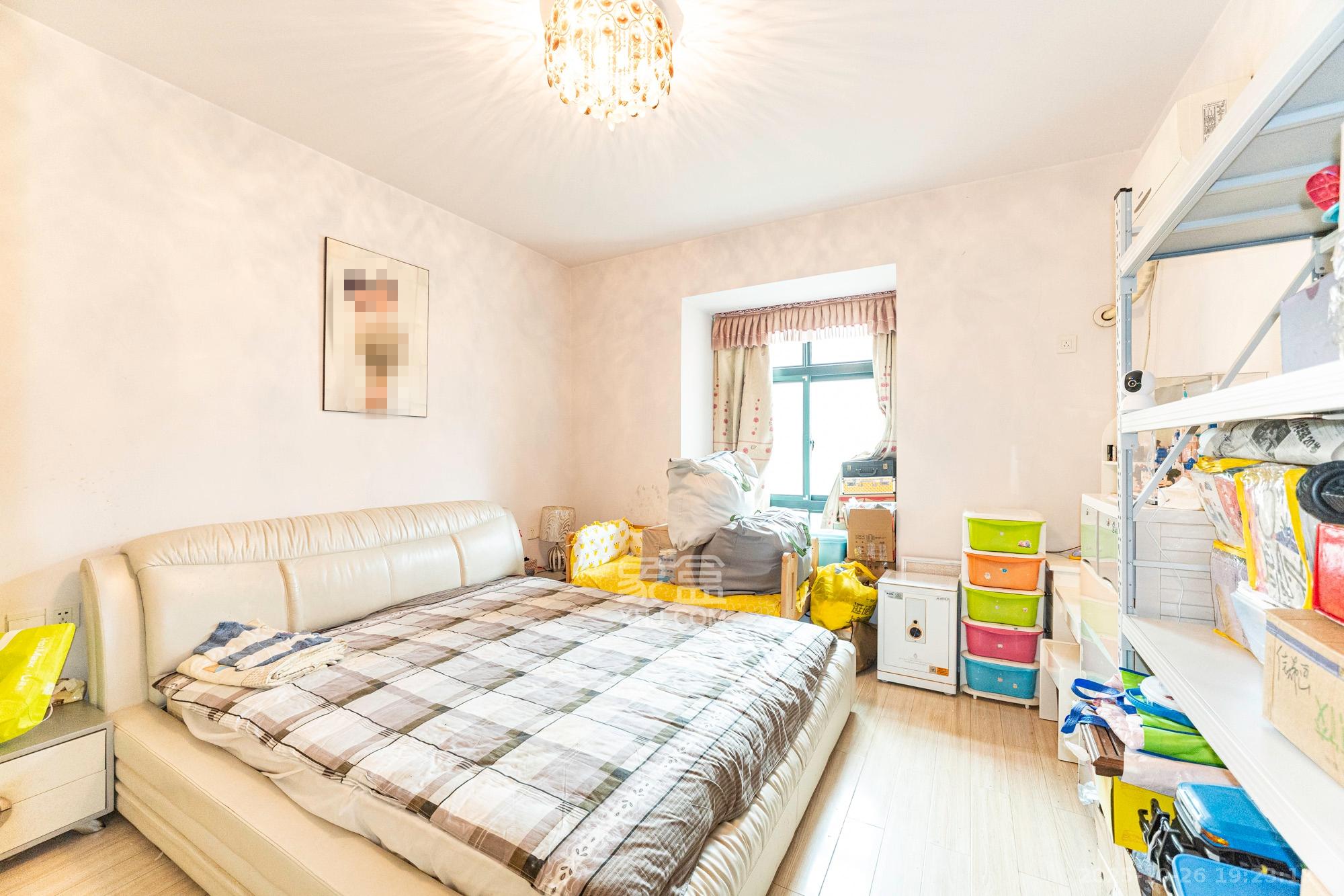 财富名园  3室2厅2卫    132.0万 财富名园  3室2厅2卫    132.0万卧室