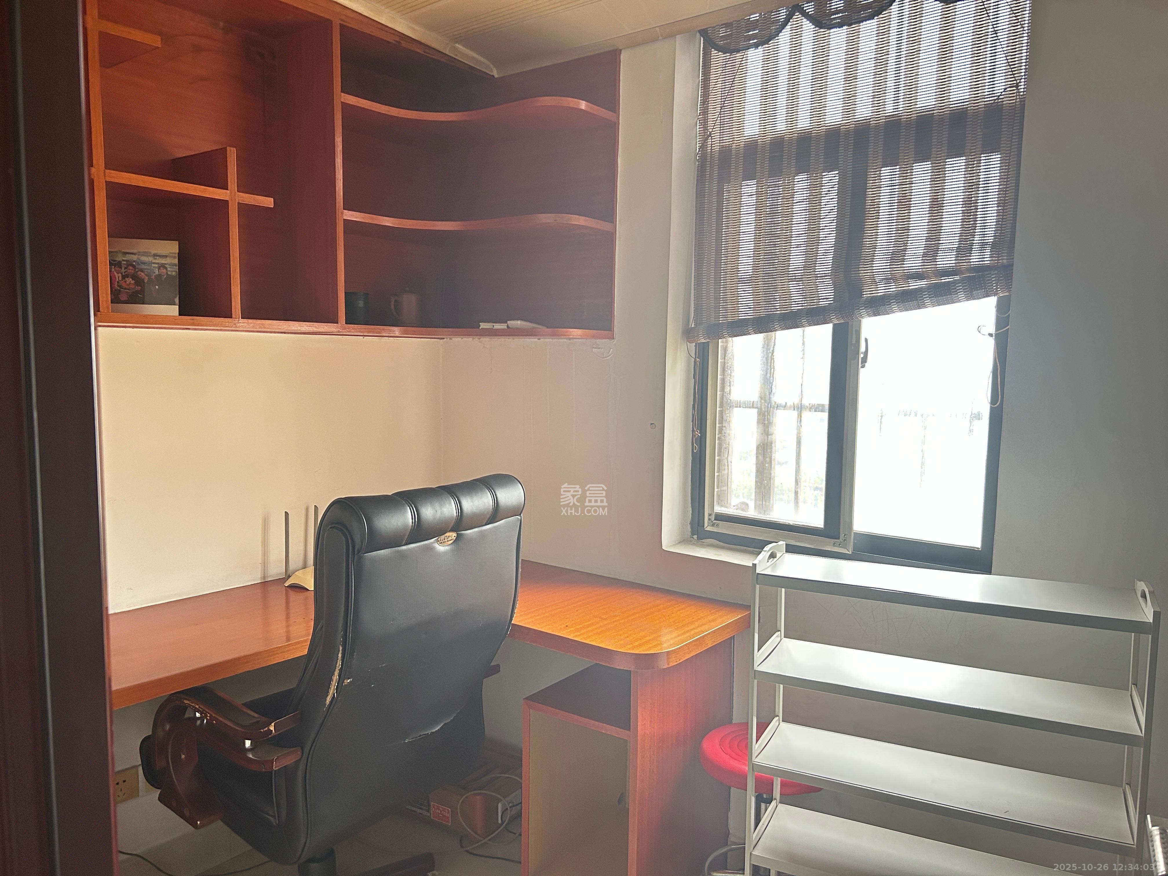 恒盛世家  3室2厅2卫    2300.0元/月 恒盛世家  3室2厅2卫    2300.0元/月室内图