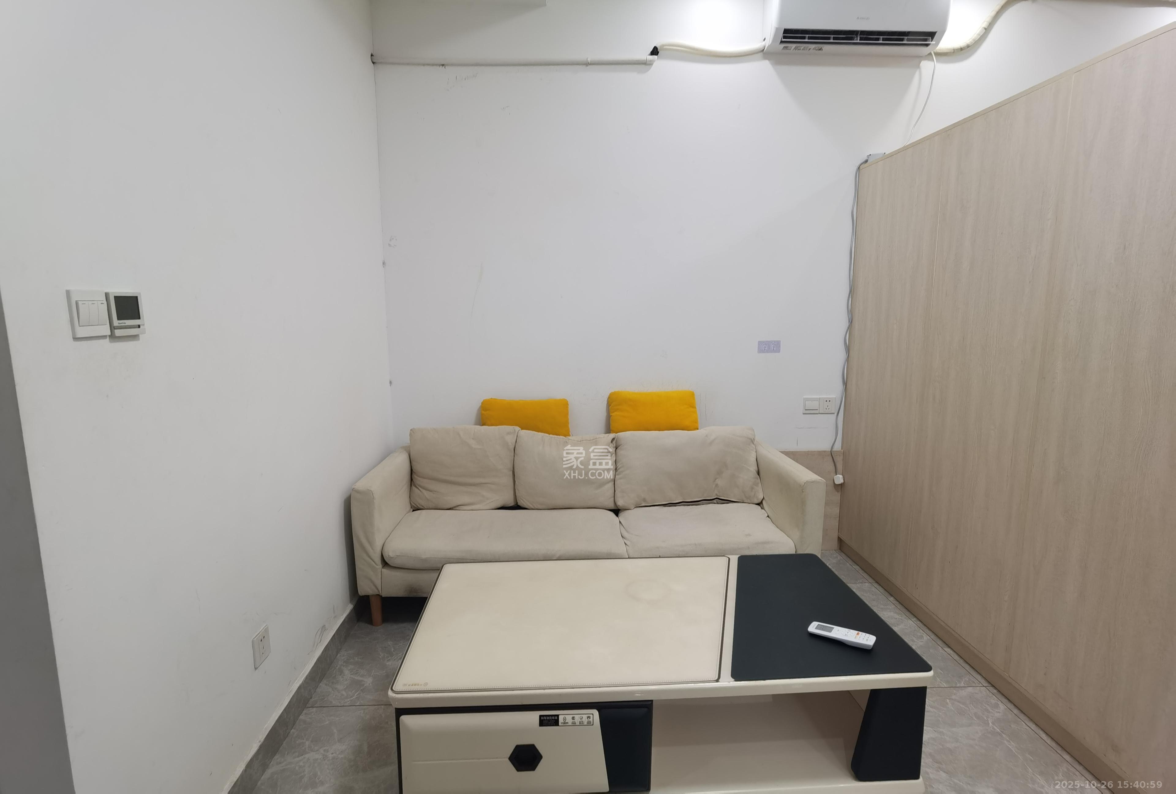 公园9号大都会  1室1厅1卫    2000.0元/月