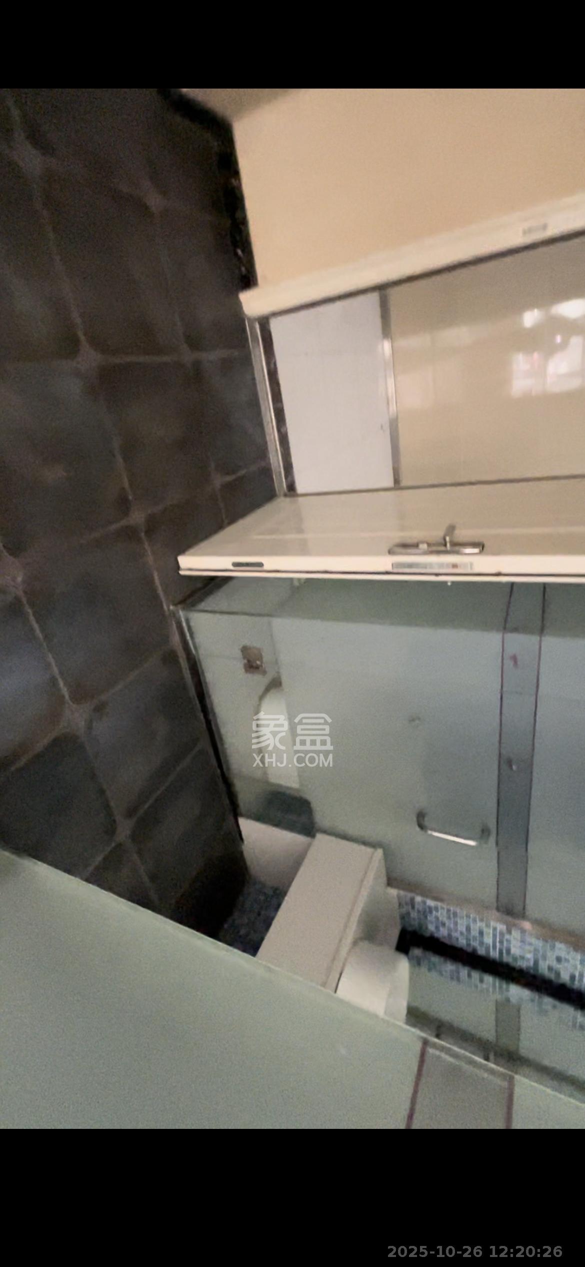 御溪国际  1室1厅1卫    1500.0元/月 御溪国际  1室1厅1卫    1500.0元/月室内图