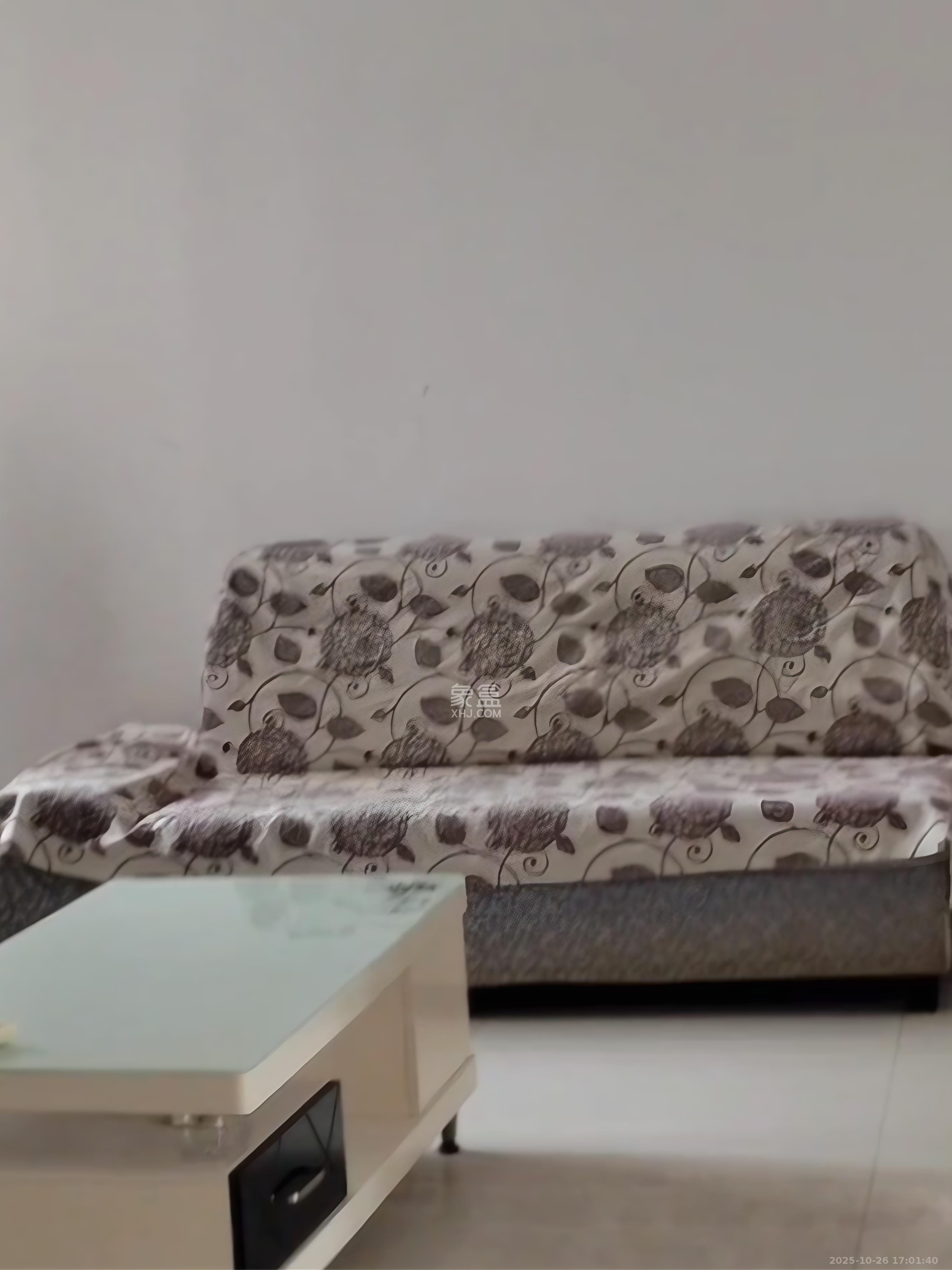 和馨园  3室2厅2卫    2400.0元/月室内图