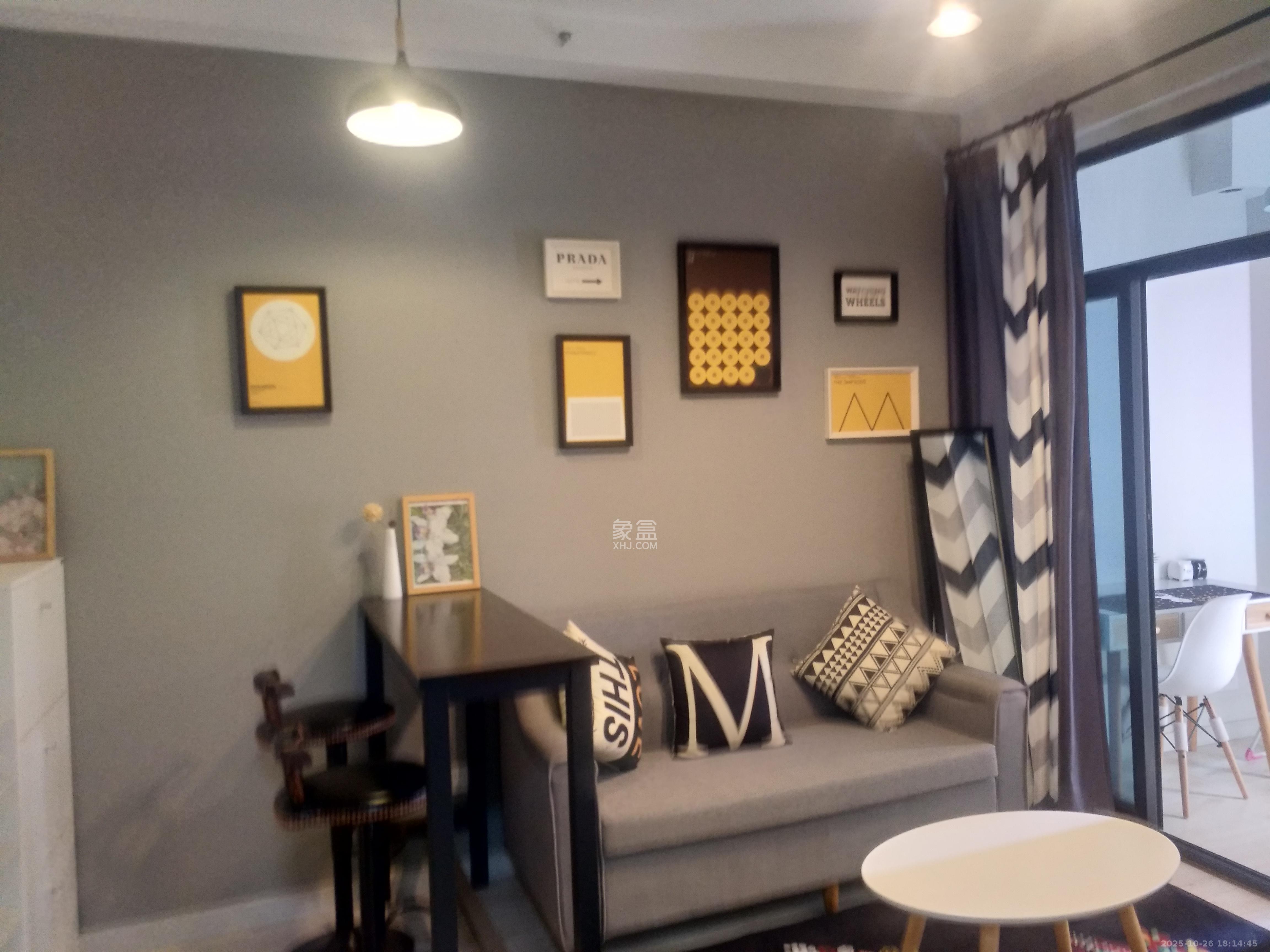 荣悦台  1室1厅1卫    2400.0元/月 荣悦台  1室1厅1卫    2400.0元/月室内图1