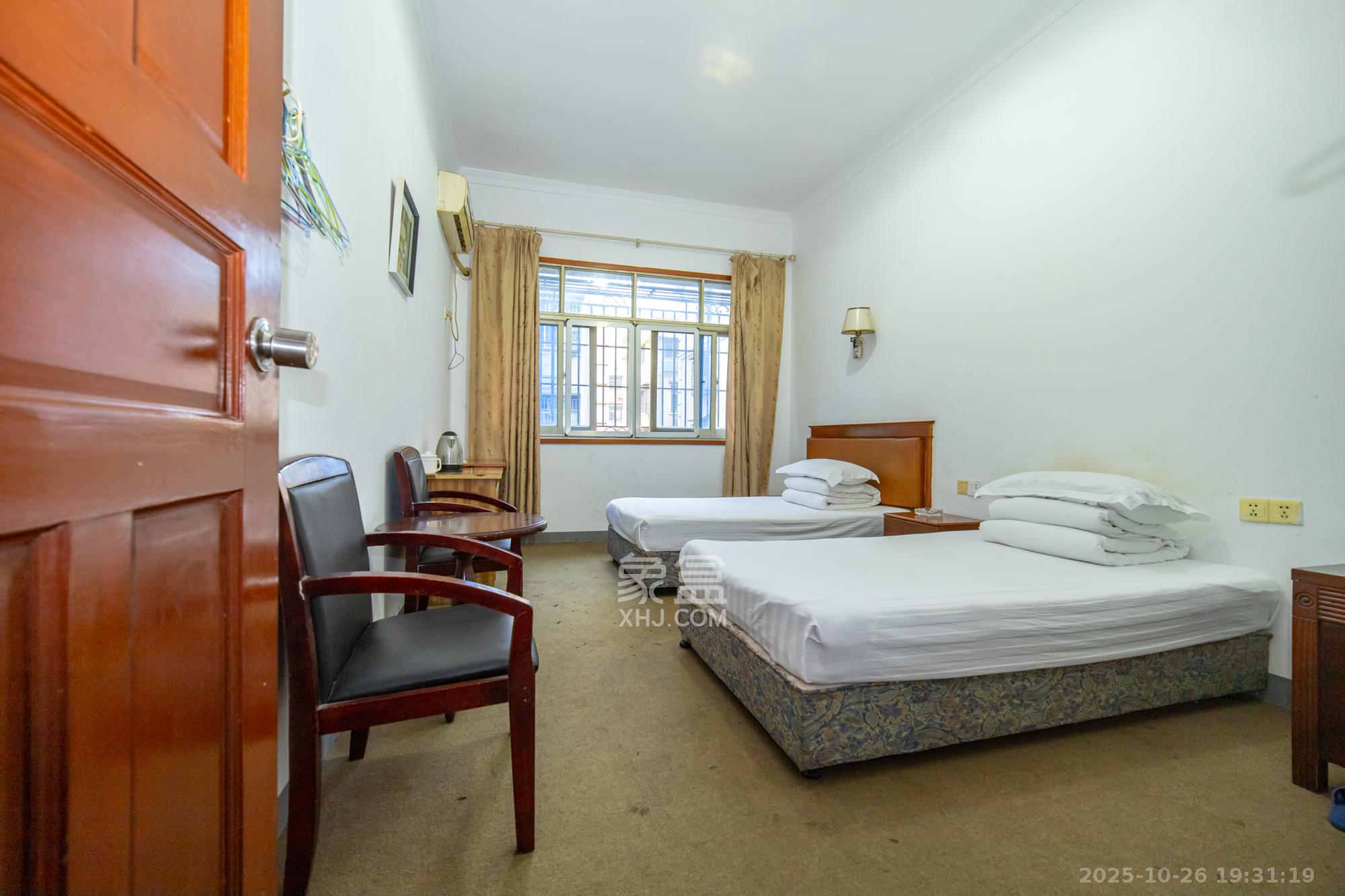 星沙六区  18室1厅1卫    268.0万 星沙六区  18室1厅1卫    268.0万卧室